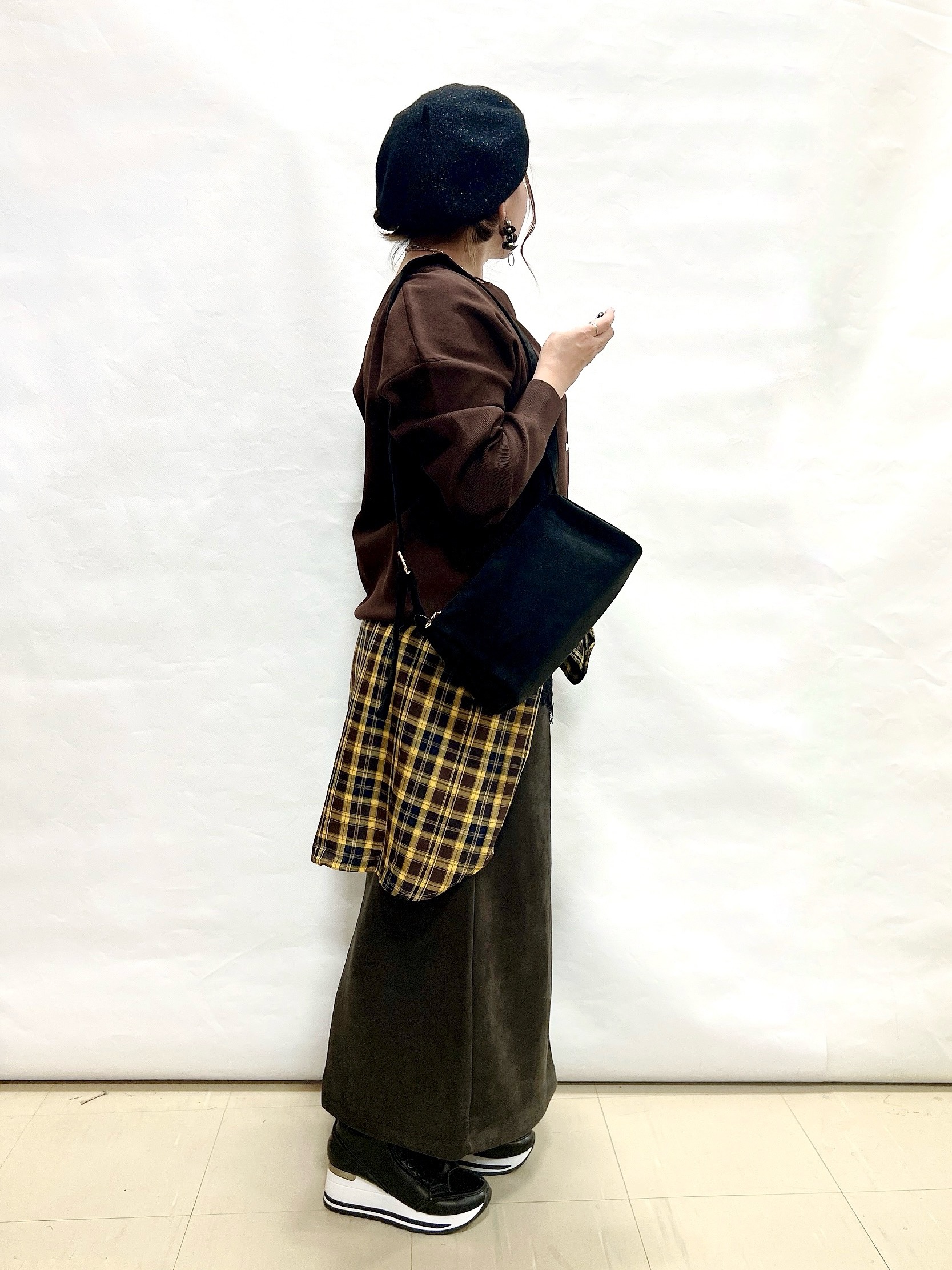 YUIさんの「SHOO･LA･RUE｜【セットアップ可/洗濯機可】軽やかに羽織れる スポンディッシュ ニットカーディガン」を使ったコーディネート