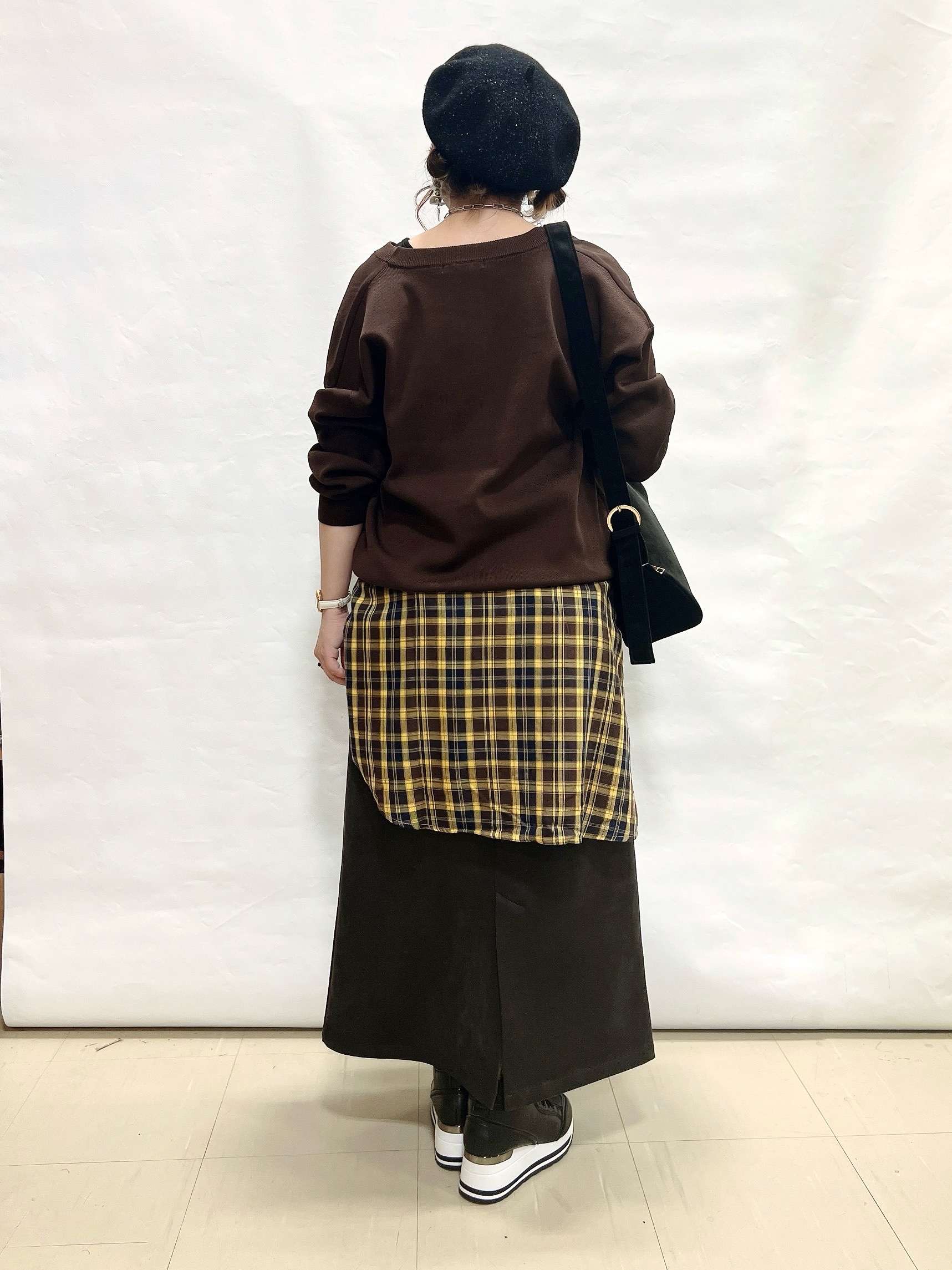 YUIさんの「SHOO･LA･RUE｜【セットアップ可/洗濯機可】軽やかに羽織れる スポンディッシュ ニットカーディガン」を使ったコーディネート