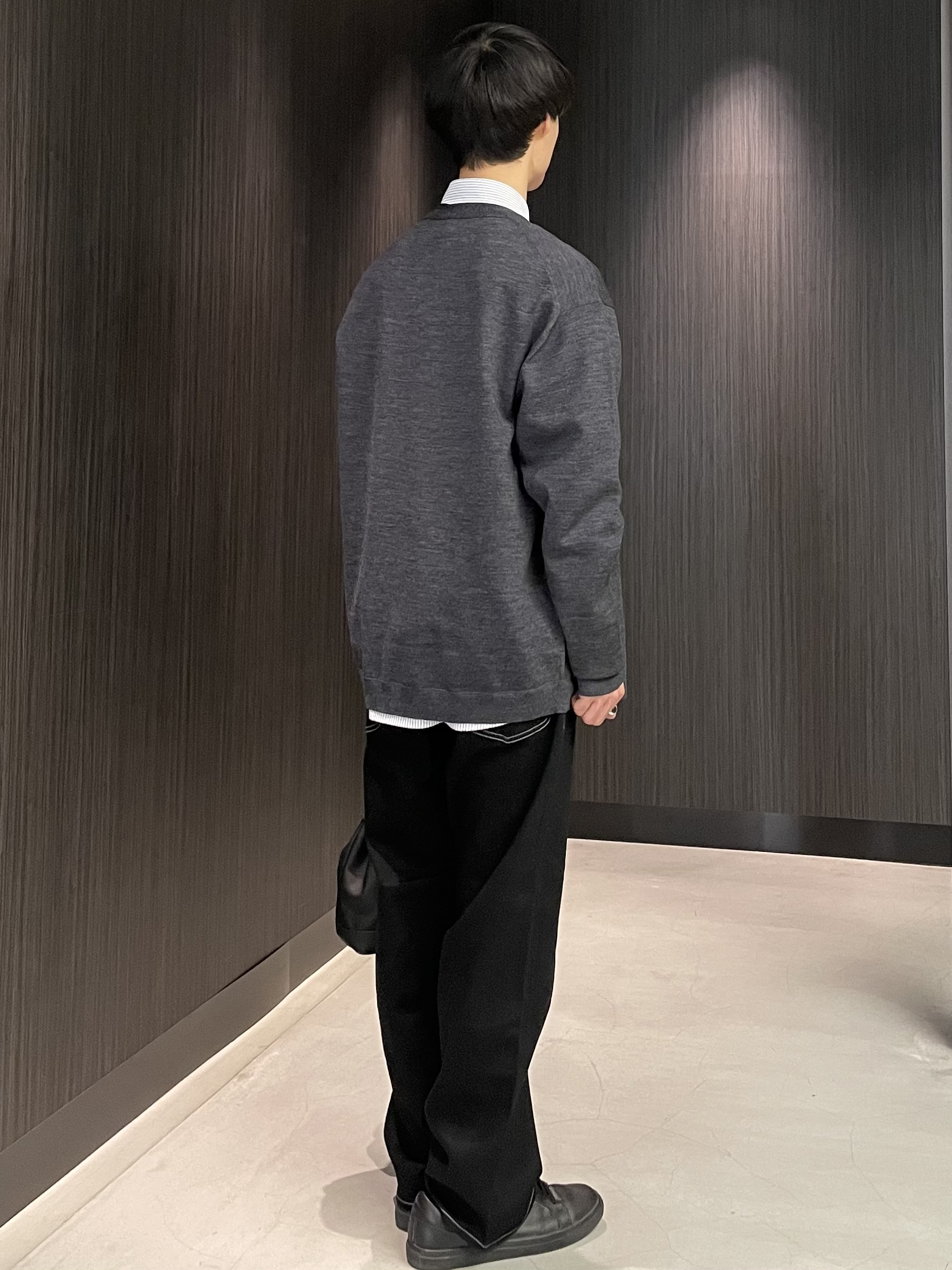 Okdさんの「TAKEO KIKUCHI｜アンチピリング ニット カーディガン」を使ったコーディネート