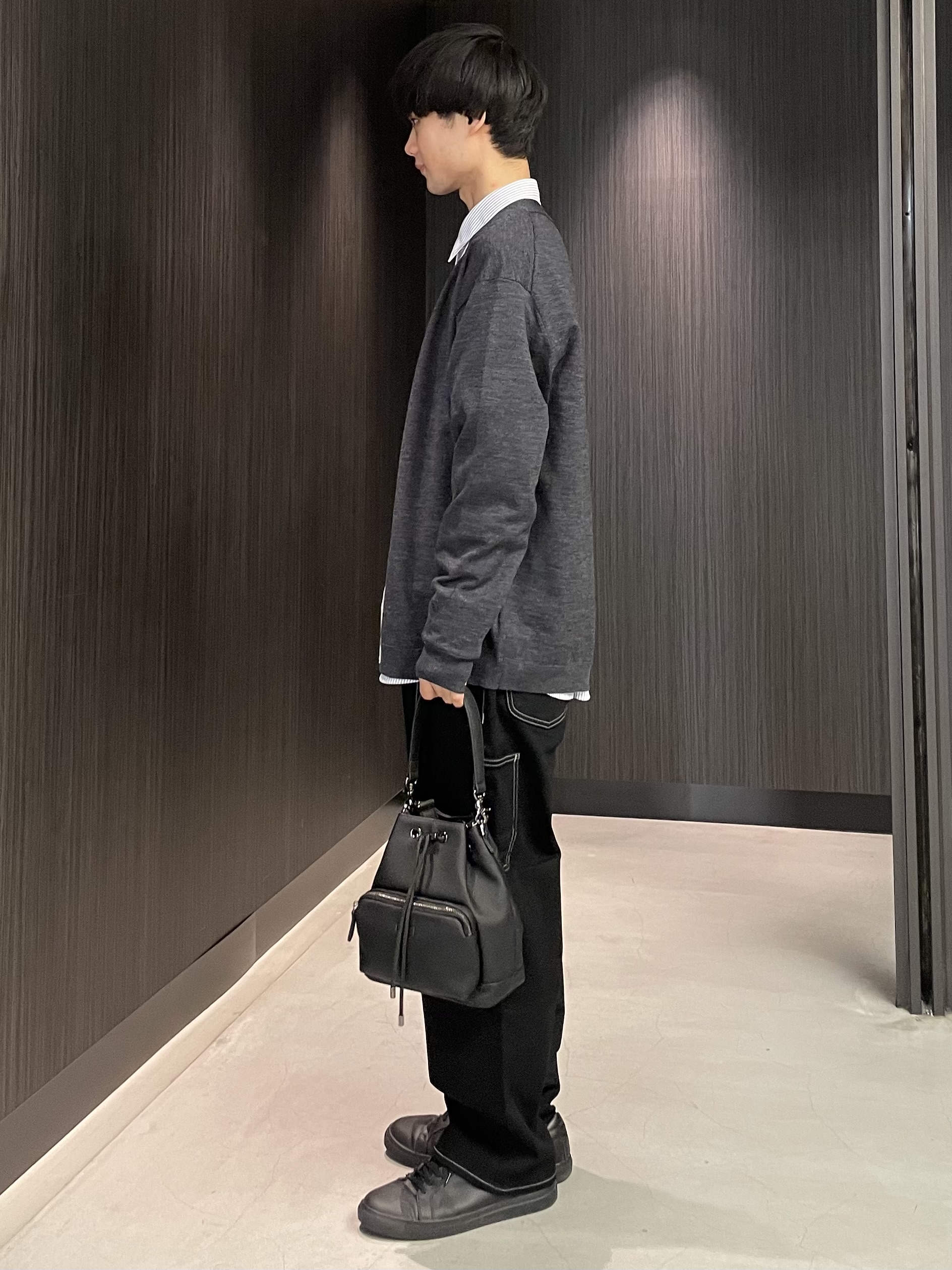 Okdさんの「TAKEO KIKUCHI｜アンチピリング ニット カーディガン」を使ったコーディネート