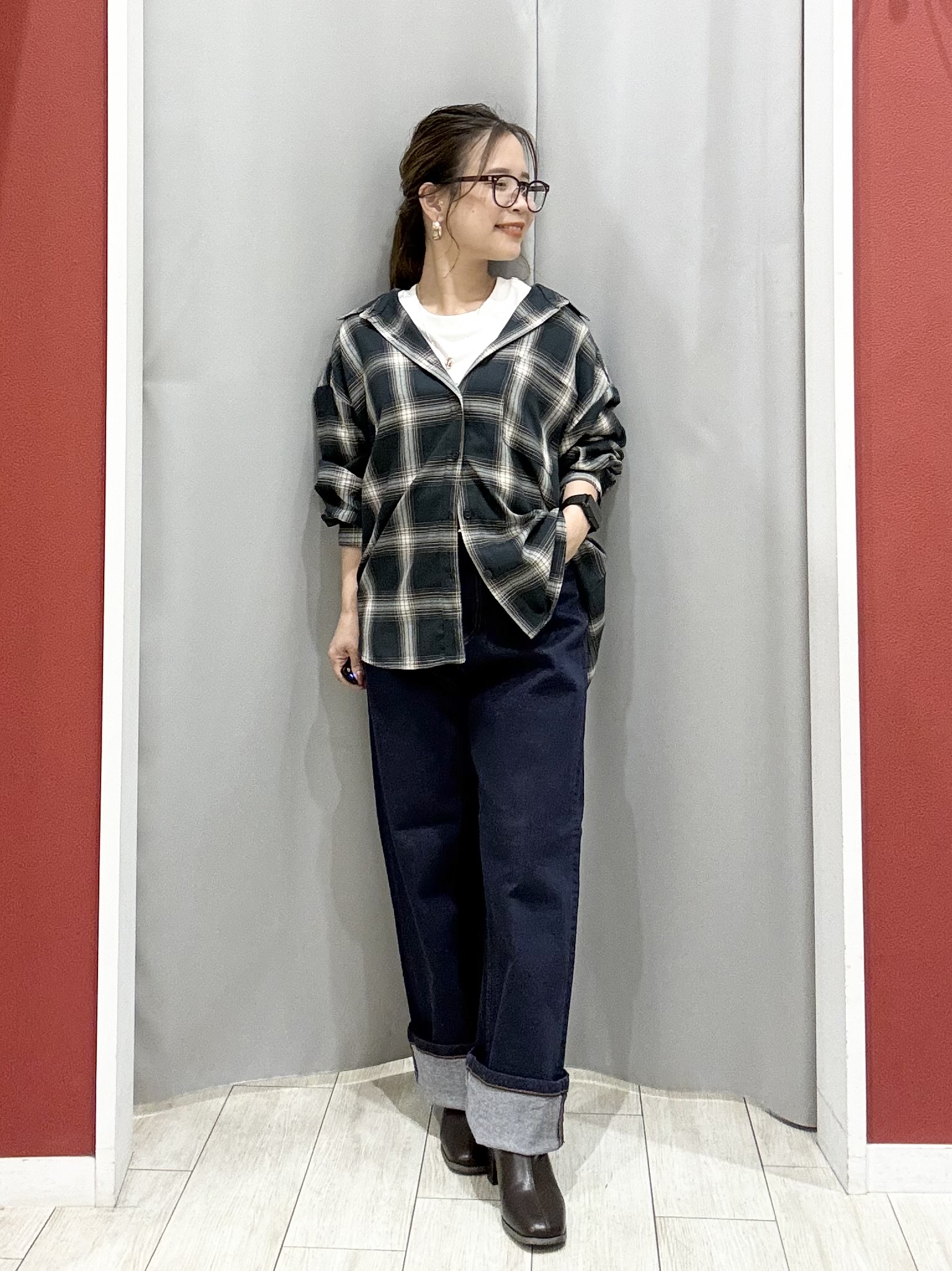 shioさんの「SHOO･LA･RUE｜【洗濯後しわになりにくい/S-LL】気分で選ぶ 大人のデイリー使いに ベーシックシャツ」を使ったコーディネート