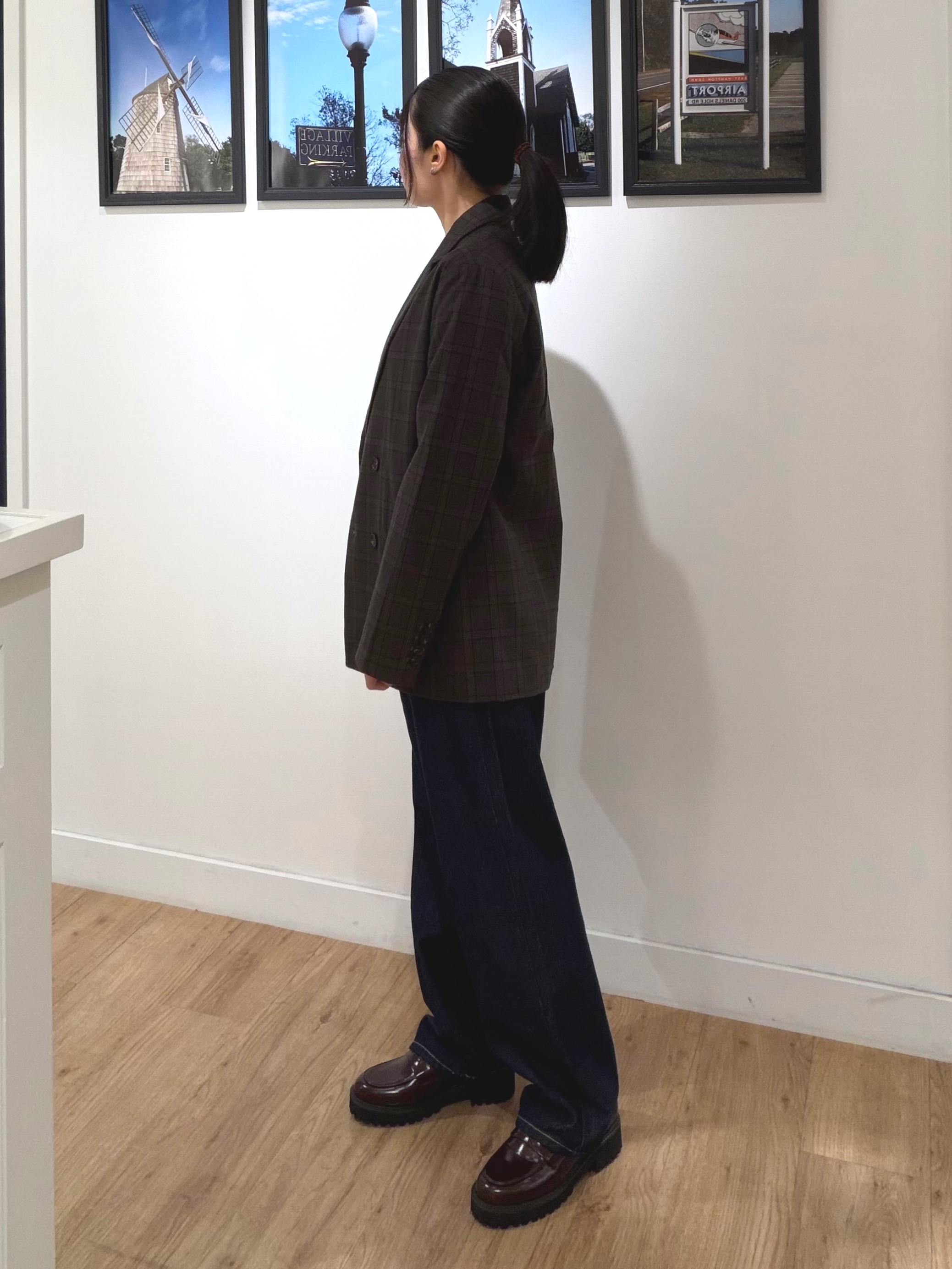 秦美里さんの「Dessin｜【洗える/秋羽織り】起毛レースブラウス」を使ったコーディネート
