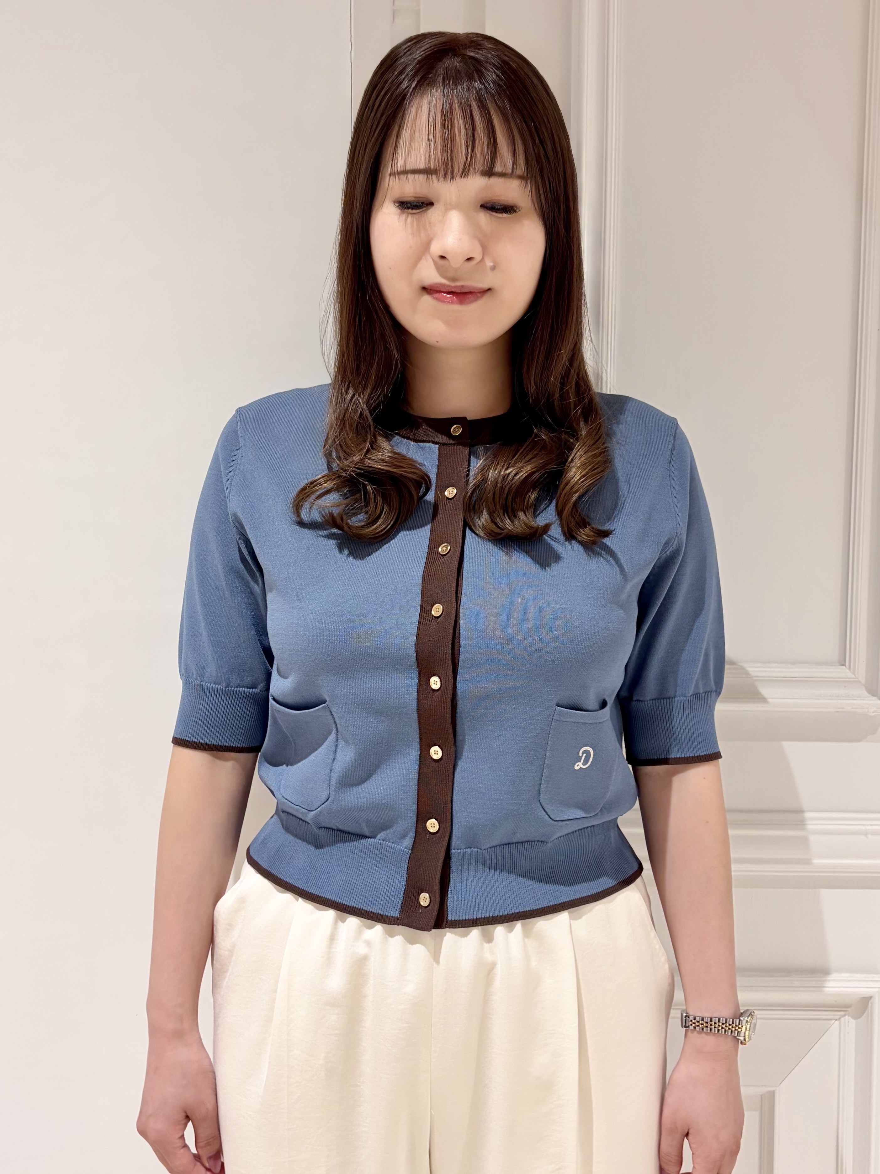 minowaさんの「DRESSTERIOR｜【UVカット／ウォッシャブル】クールタッチ ハーフスリーブカーデ」を使ったコーディネート