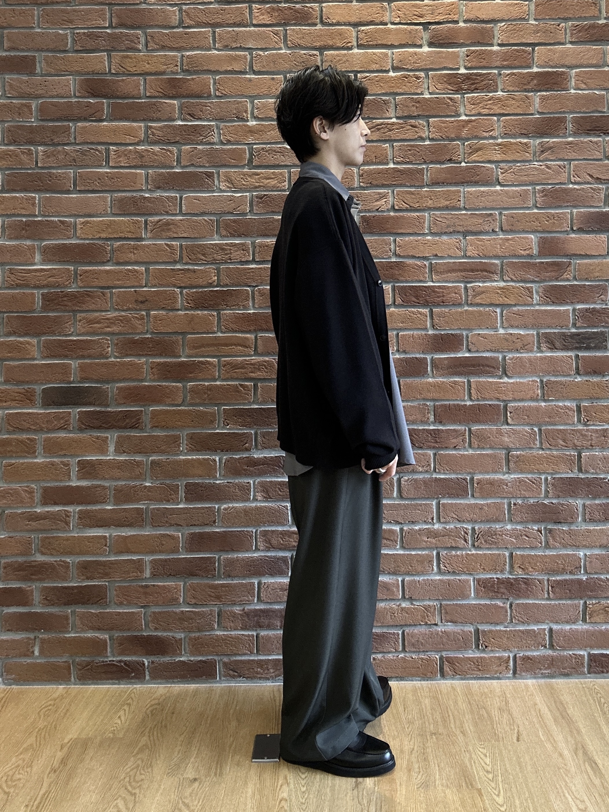 ドイさんの「tk.TAKEO KIKUCHI｜CARE FREE KNITカーディガン」を使ったコーディネート