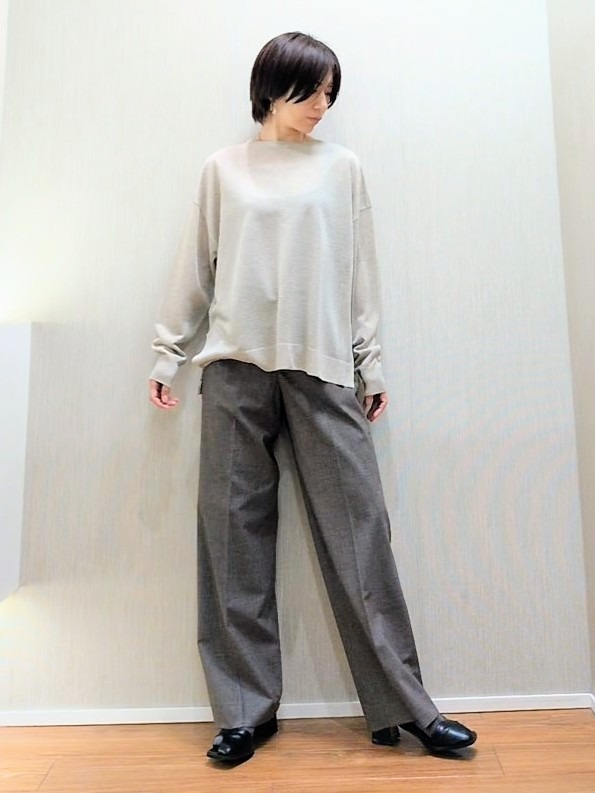 ミズタさんの「UNTITLED｜【アンサンブル可/秋羽織り/シアー】前後2WAYカーディガン」を使ったコーディネート