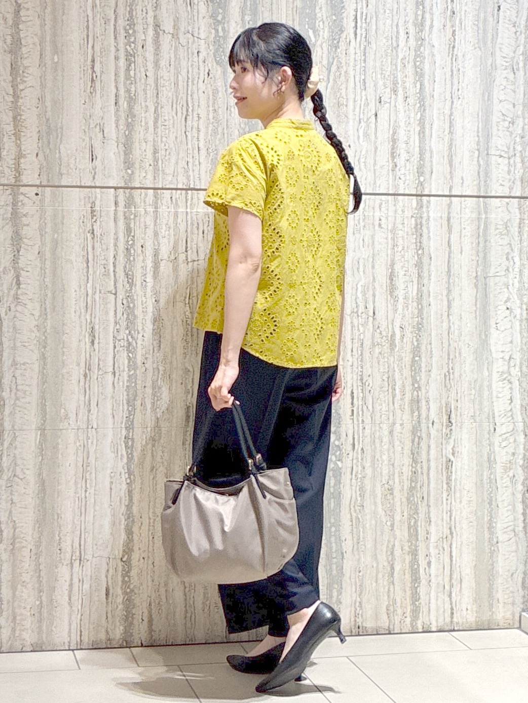  beni_gingerさんの「Reflect｜【通勤◎】カットワーク刺繍レース シャツブラウス」を使ったコーディネート