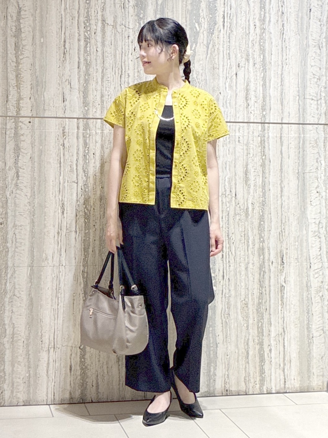  beni_gingerさんの「Reflect｜【通勤◎】カットワーク刺繍レース シャツブラウス」を使ったコーディネート