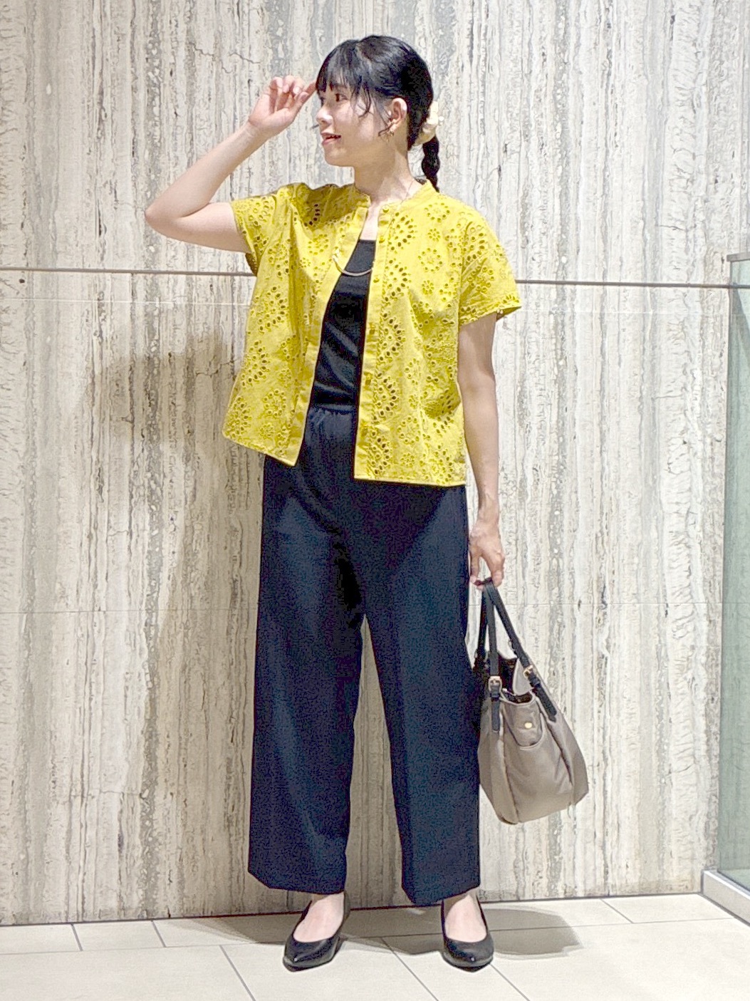  beni_gingerさんの「Reflect｜【通勤◎】カットワーク刺繍レース シャツブラウス」を使ったコーディネート