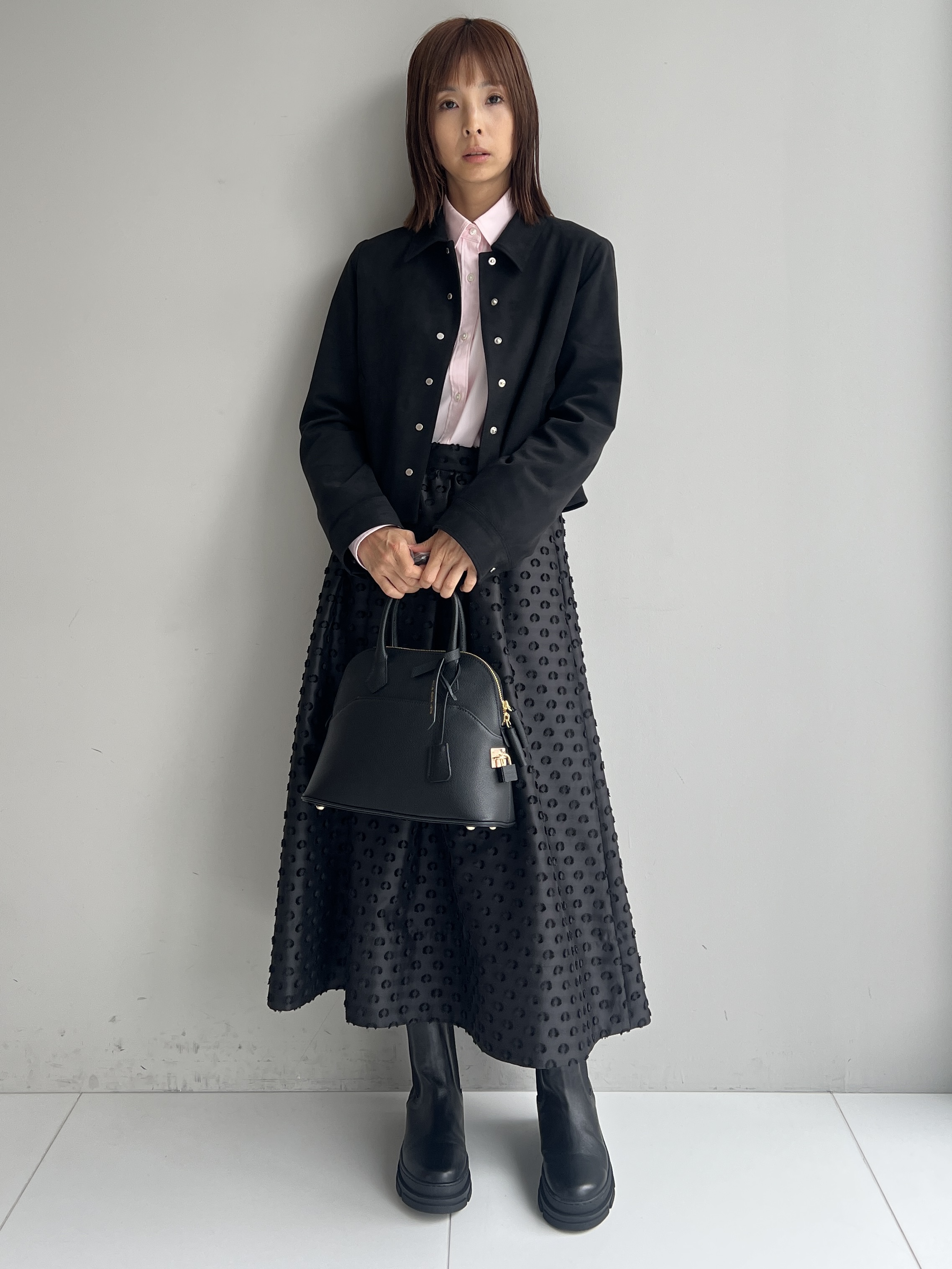 misaさんの「DRESSTERIOR｜◆mica della valle（ミカデラヴァッレ）Katia ハンドバッグ」を使ったコーディネート