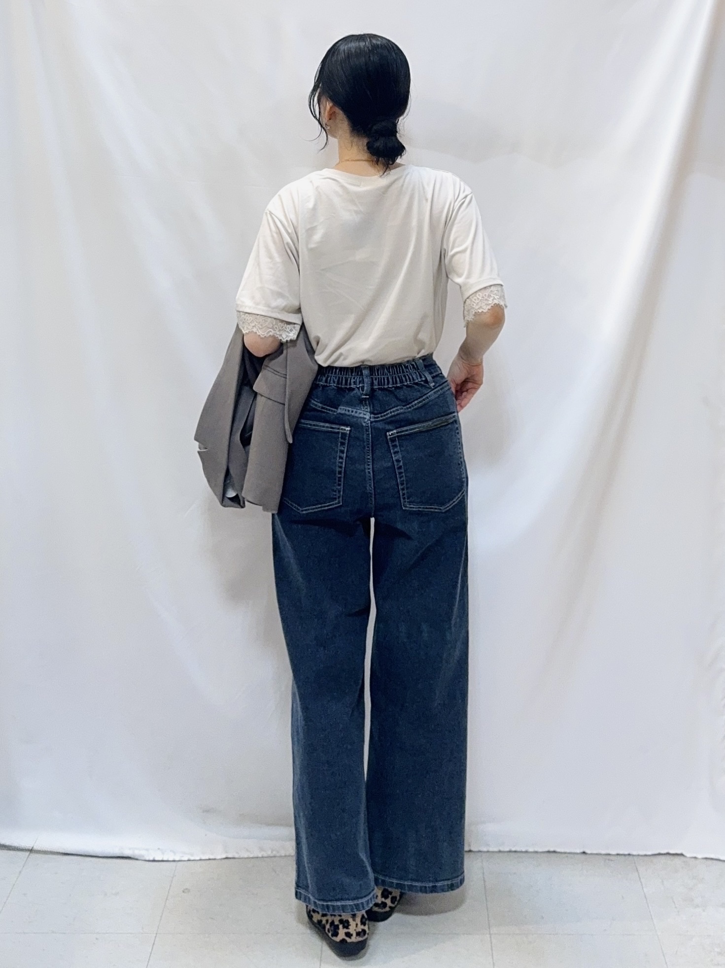 𝐇𝐢𝐫𝐨𝐦𝐢さんの「SHOO･LA･RUE｜【セットアップ可/通勤/洗濯機可/SS-LL】オンオフ使える ダブルブレストジャケット」を使ったコーディネート