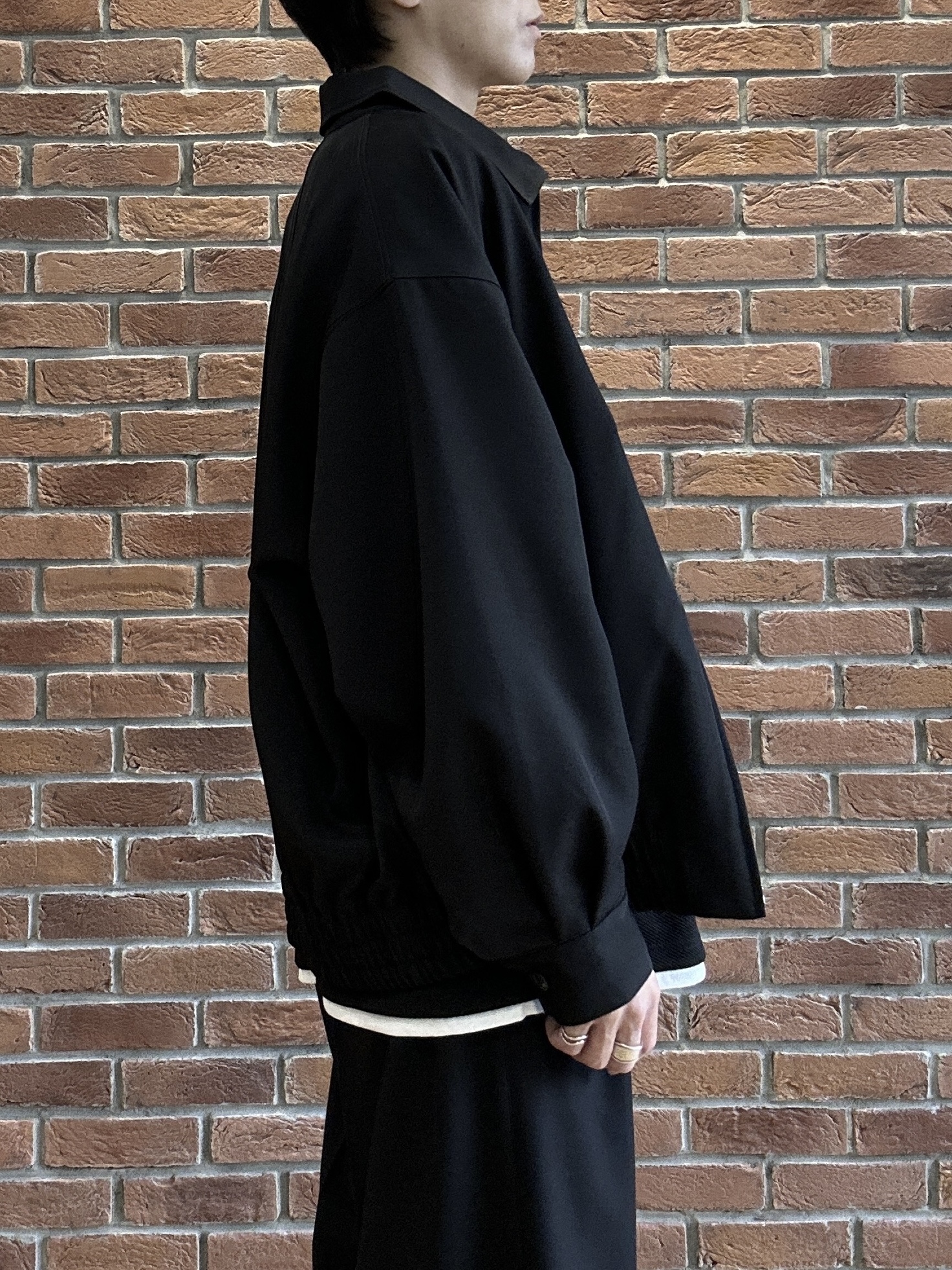 ドイさんの「tk.TAKEO KIKUCHI｜2タックワイドスラックス」を使ったコーディネート