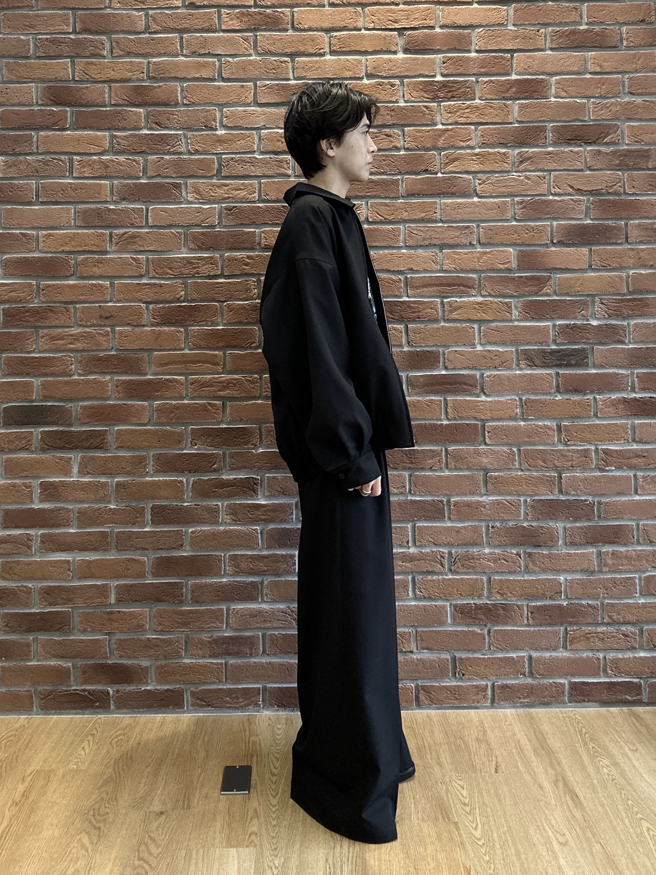 ドイさんの「tk.TAKEO KIKUCHI｜2タックワイドスラックス」を使ったコーディネート
