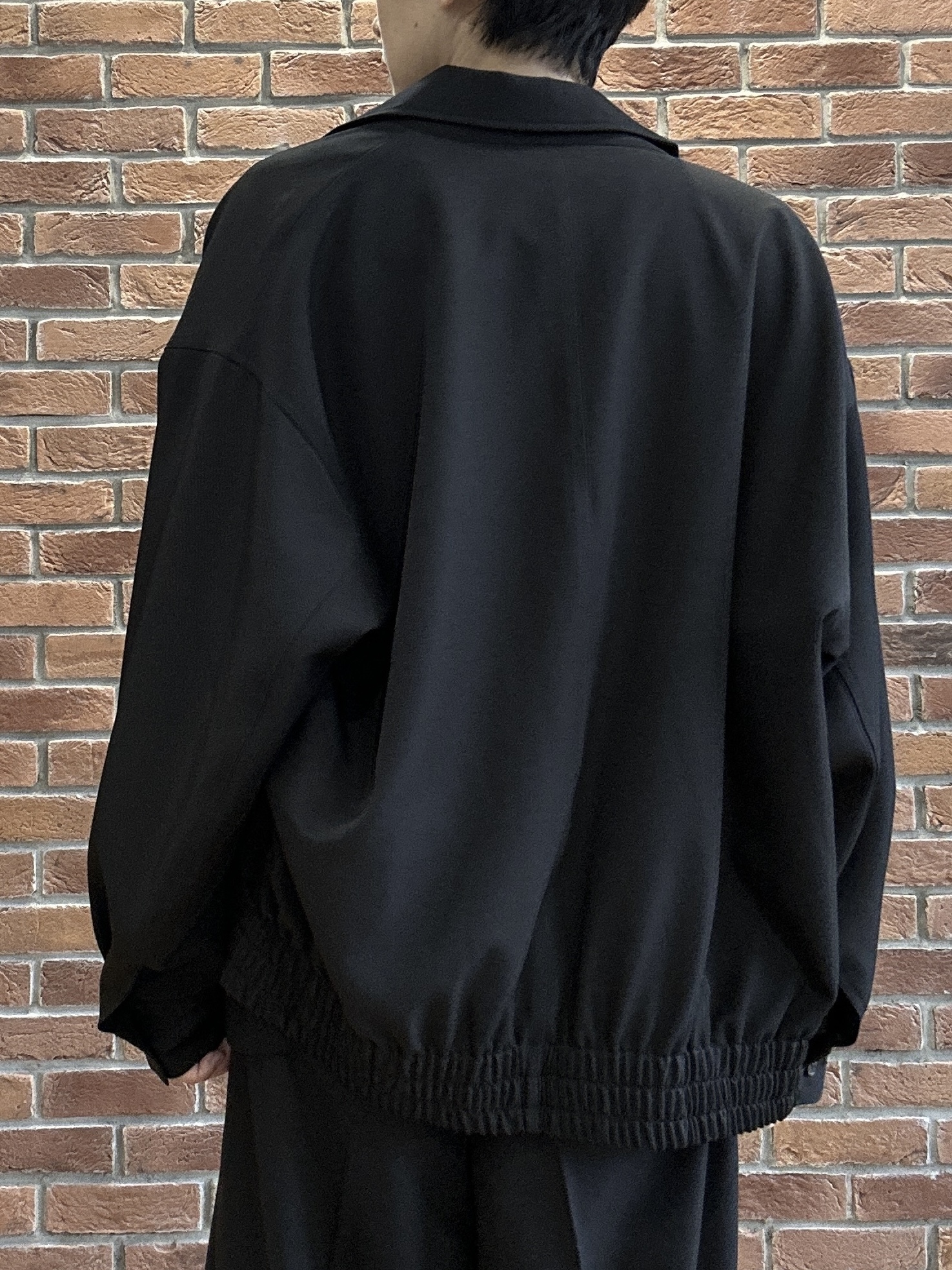 ドイさんの「tk.TAKEO KIKUCHI｜2タックワイドスラックス」を使ったコーディネート