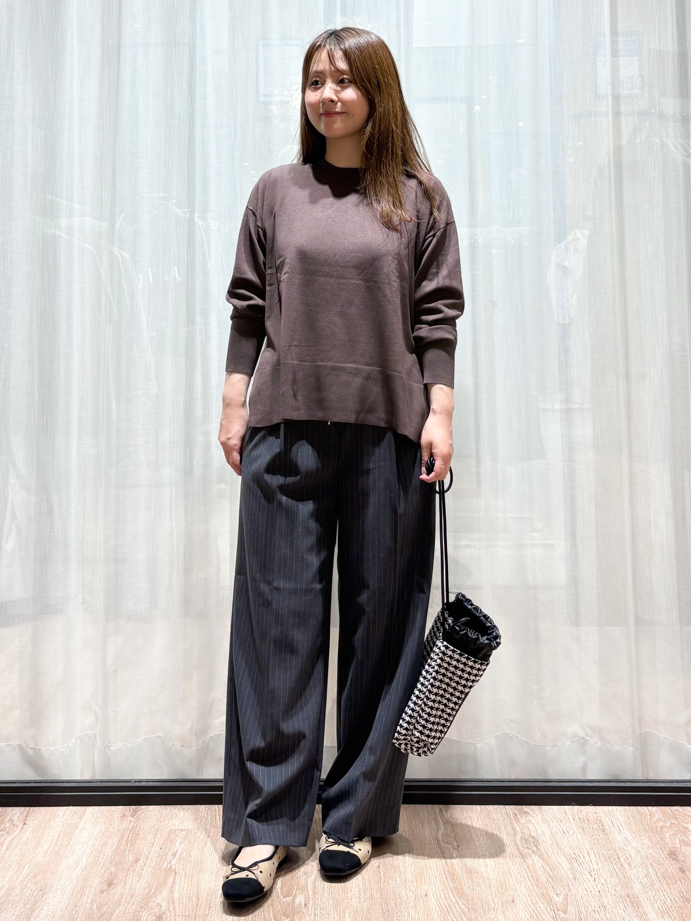 かなさんの「OPAQUE.CLIP｜リラクシークルーニット【洗濯機OK】」を使ったコーディネート