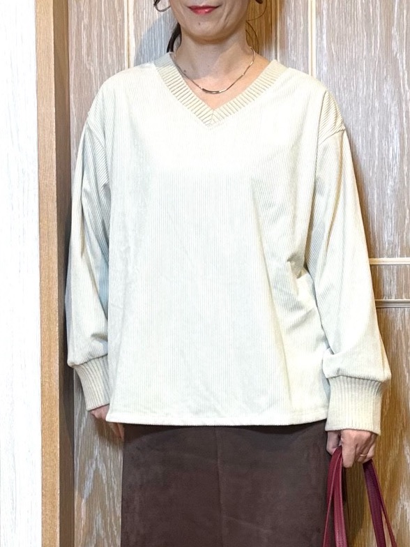 KAORIさんの「SHOO･LA･RUE｜コーデの幅が広がる！コーデュロイ2WAYプルオーバー」を使ったコーディネート