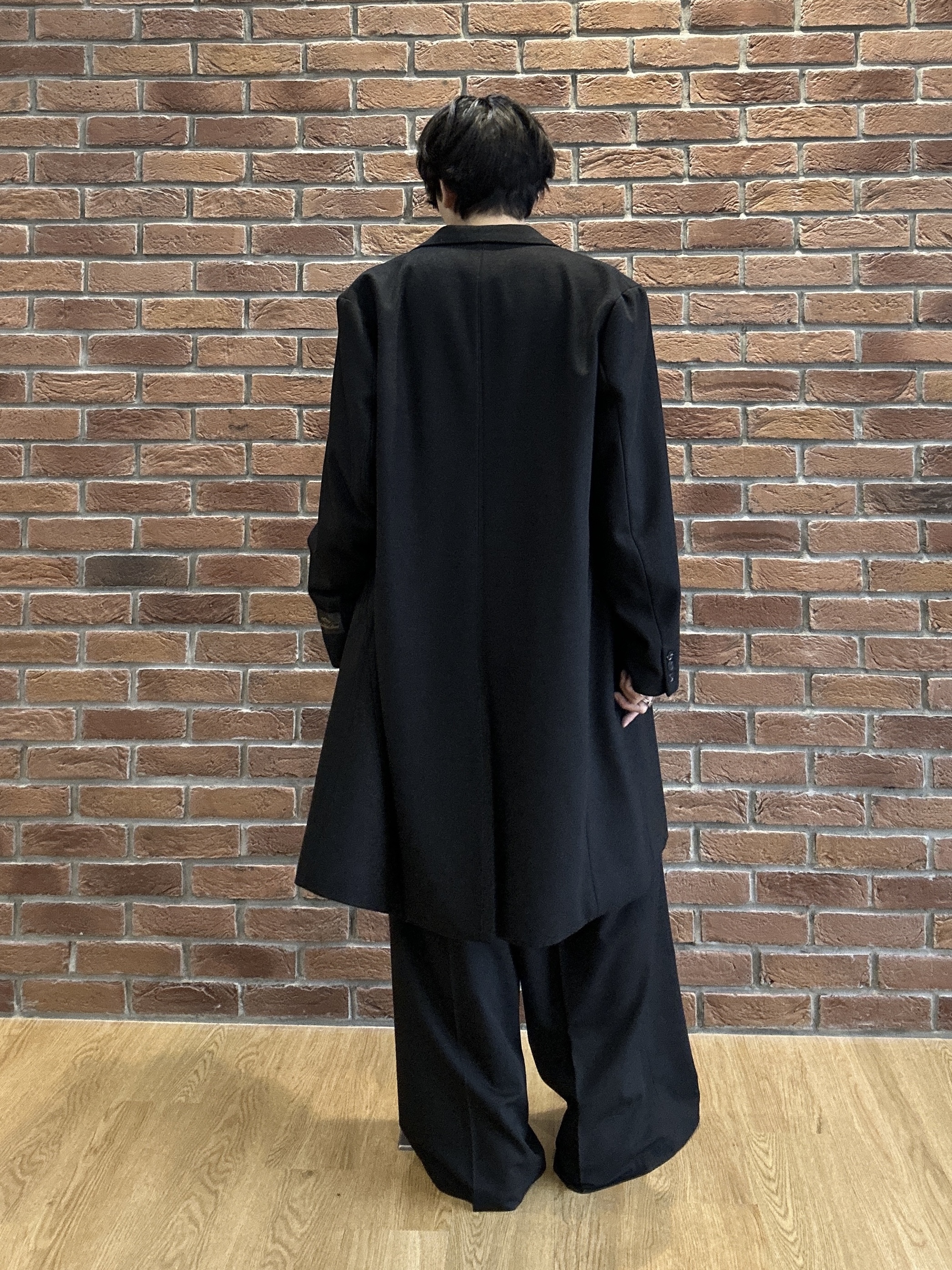 ドイさんの「tk.TAKEO KIKUCHI｜2タックワイドスラックス」を使ったコーディネート