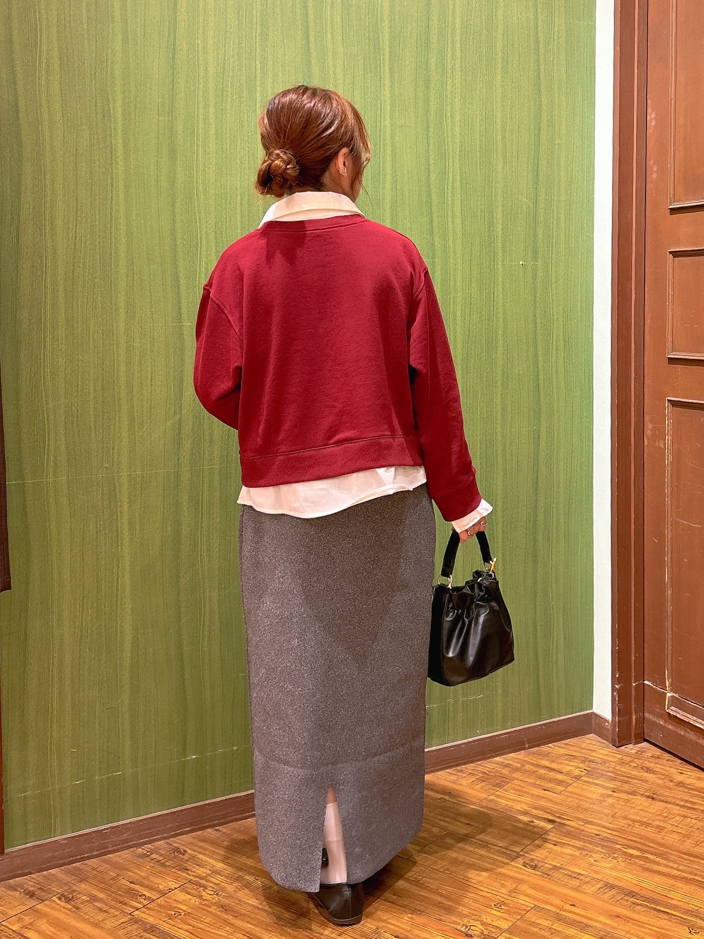 かおりさんの「SHOO･LA･RUE｜シャツレイヤードプルオーバーアソート」を使ったコーディネート