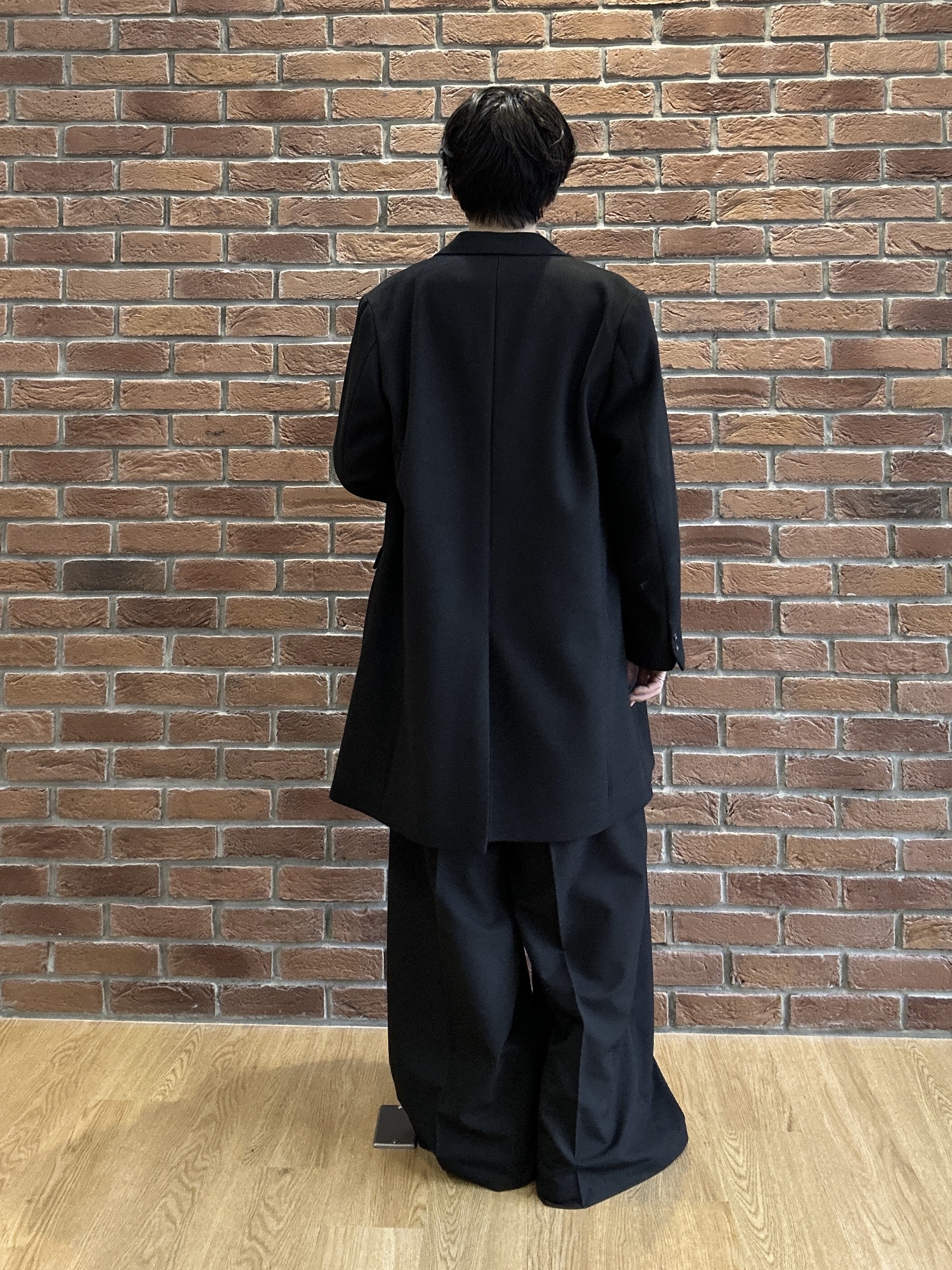 ドイさんの「tk.TAKEO KIKUCHI｜2タックワイドスラックス」を使ったコーディネート