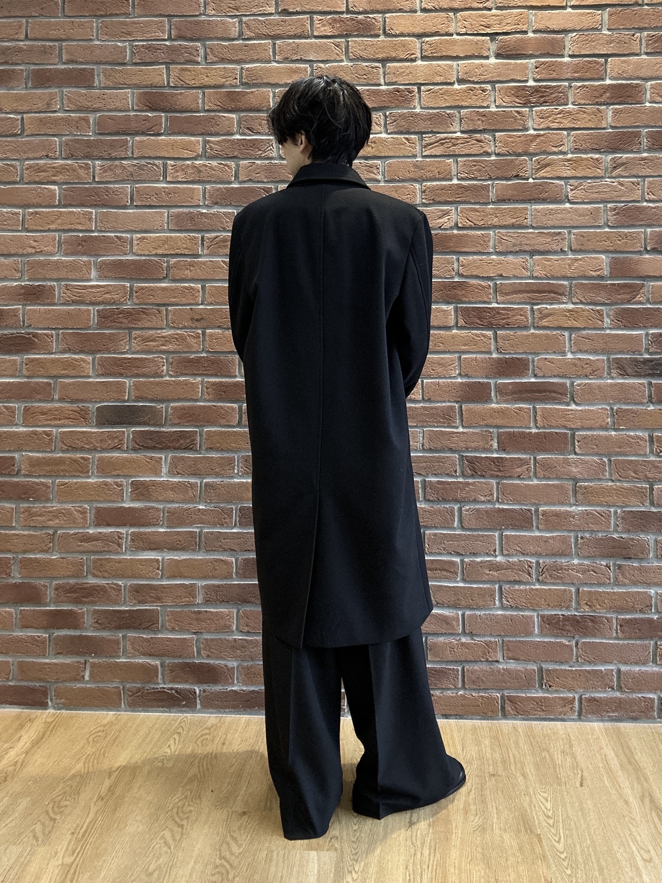 ドイさんの「tk.TAKEO KIKUCHI｜2タックワイドスラックス」を使ったコーディネート
