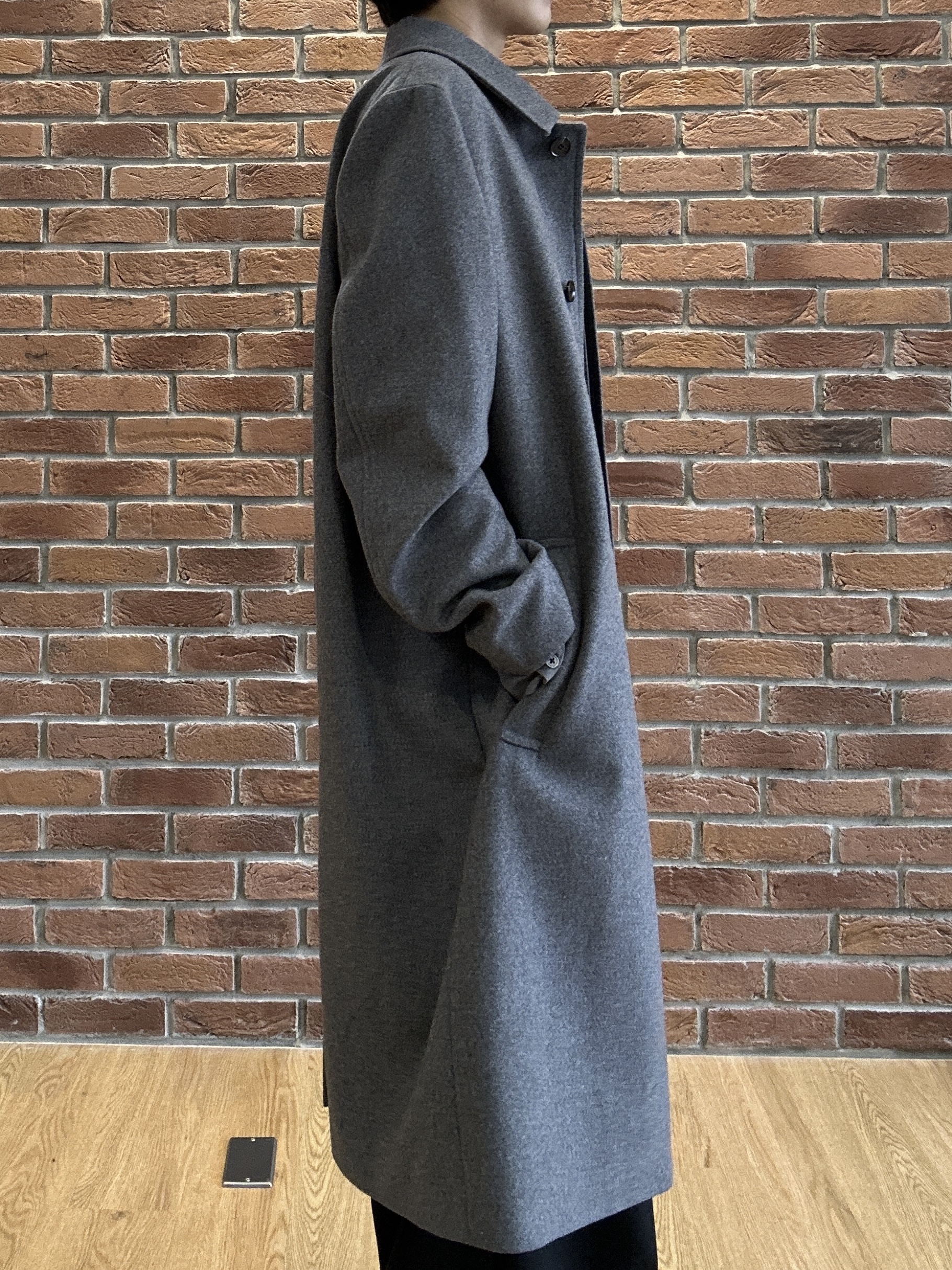ドイさんの「tk.TAKEO KIKUCHI｜2タックワイドスラックス」を使ったコーディネート