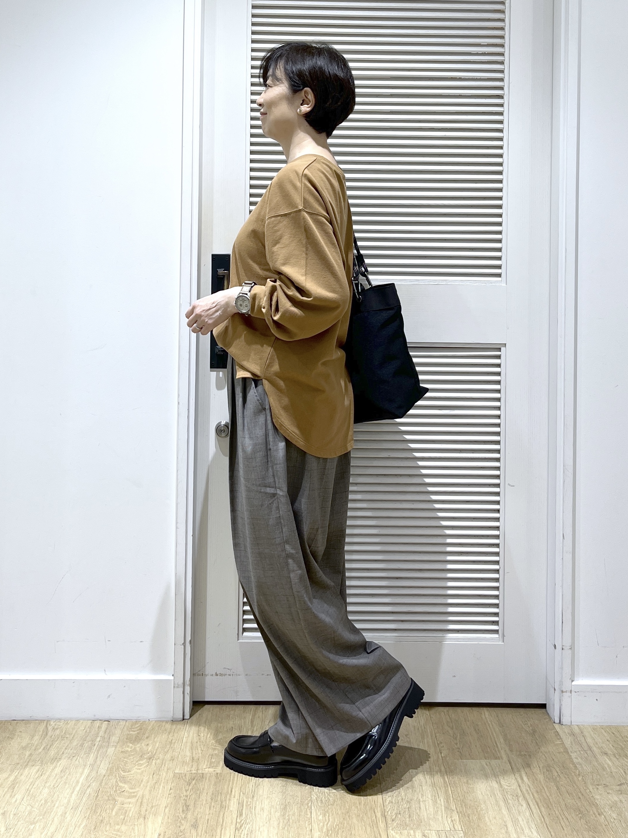 Miyazakiさんの「Dessin｜【洗える/7色展開/XS-L】バックヘンリーミニ裏毛 長袖」を使ったコーディネート