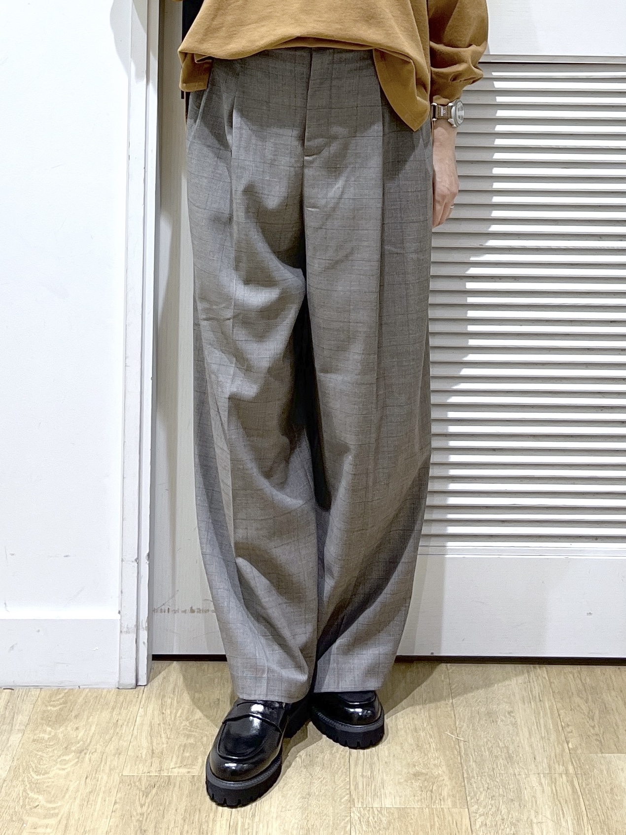 Miyazakiさんの「Dessin｜【洗える/7色展開/XS-L】バックヘンリーミニ裏毛 長袖」を使ったコーディネート