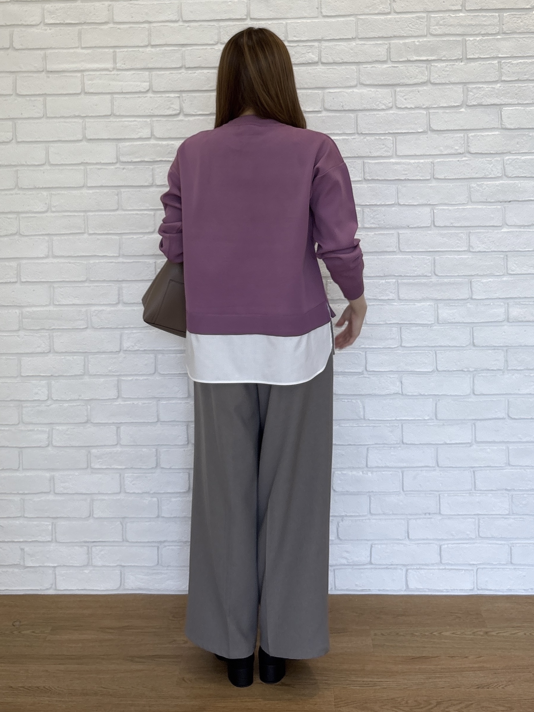 sayaさんの「SHOO･LA･RUE｜【S-LL】着るだけできまる シャツレイヤード風 スポンディッシュニット」を使ったコーディネート