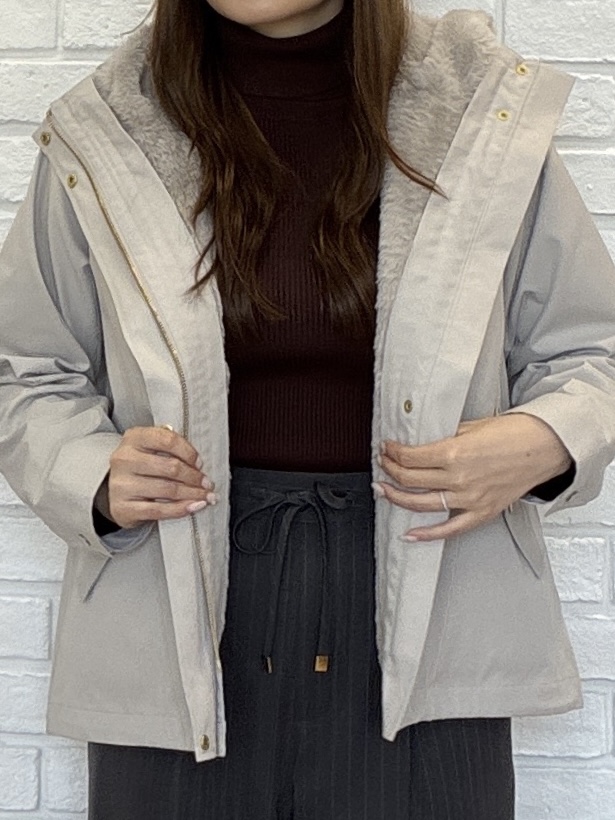 sayaさんの「SHOO･LA･RUE｜【洗濯機可/撥水/マルチWAY】ファーライナー付き 毎日欲張りマンパ」を使ったコーディネート