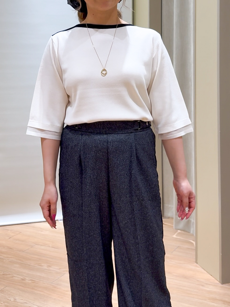 Harukaさんの「grove｜軽やかなデニムで、女性らしく　ピンタックデニムダンガリーブラウス」を使ったコーディネート