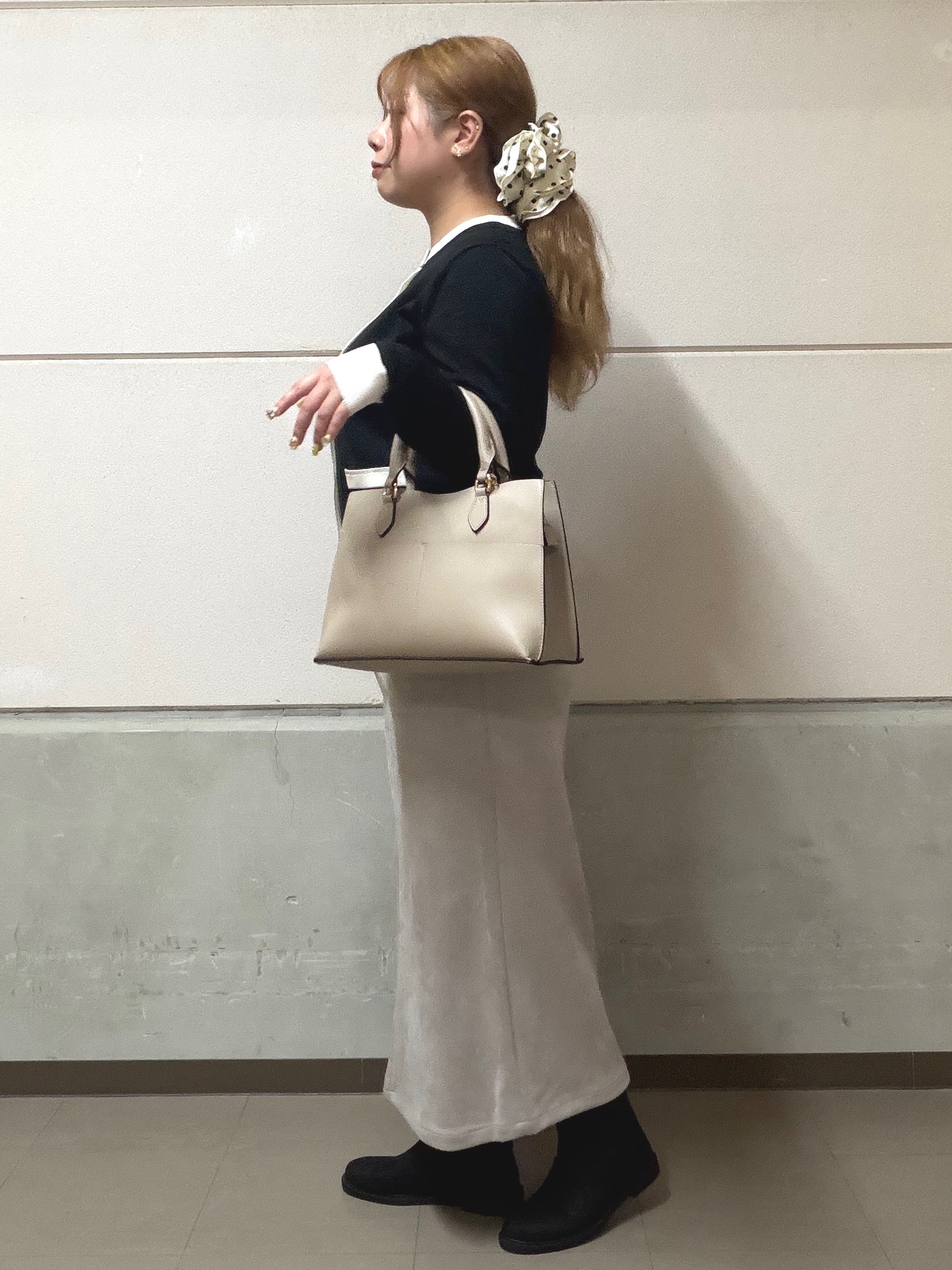 まちゃんなちゃんさんの「SHOO･LA･RUE｜【S-LL/洗濯機可】配色使いが目を惹く クルーネックニットカーディガン」を使ったコーディネート