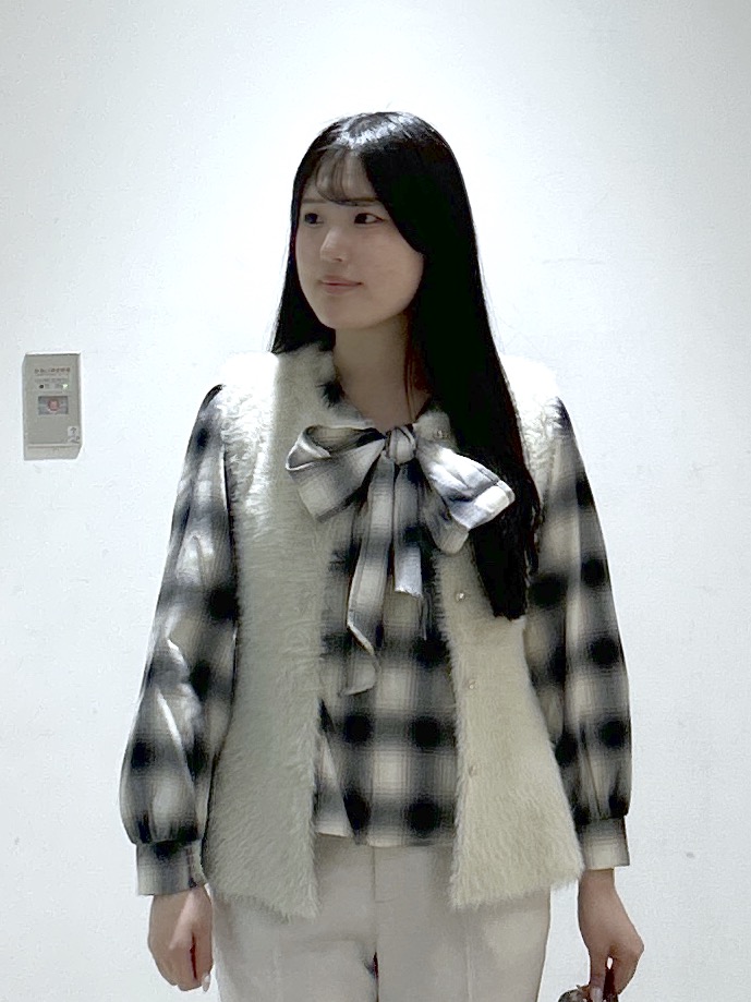 sayaさんの「OPAQUE.CLIP｜【チェック／無地】ボウタイブラウス《洗濯機OK／イージーアイロン》」を使ったコーディネート