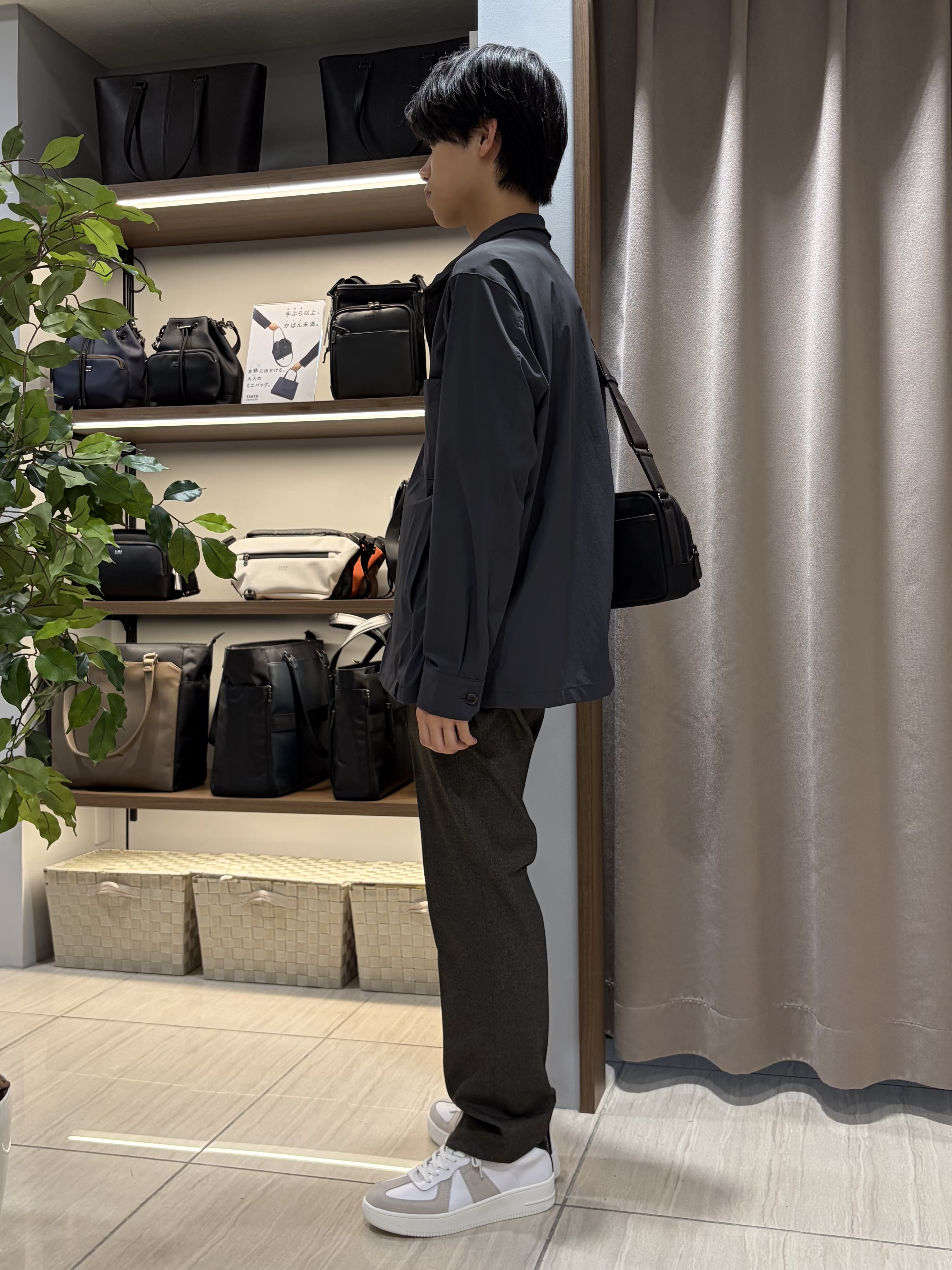 hiroさんの「TAKEO KIKUCHI｜3Dナイロンストレッチ　スタンドカラーブルゾン」を使ったコーディネート