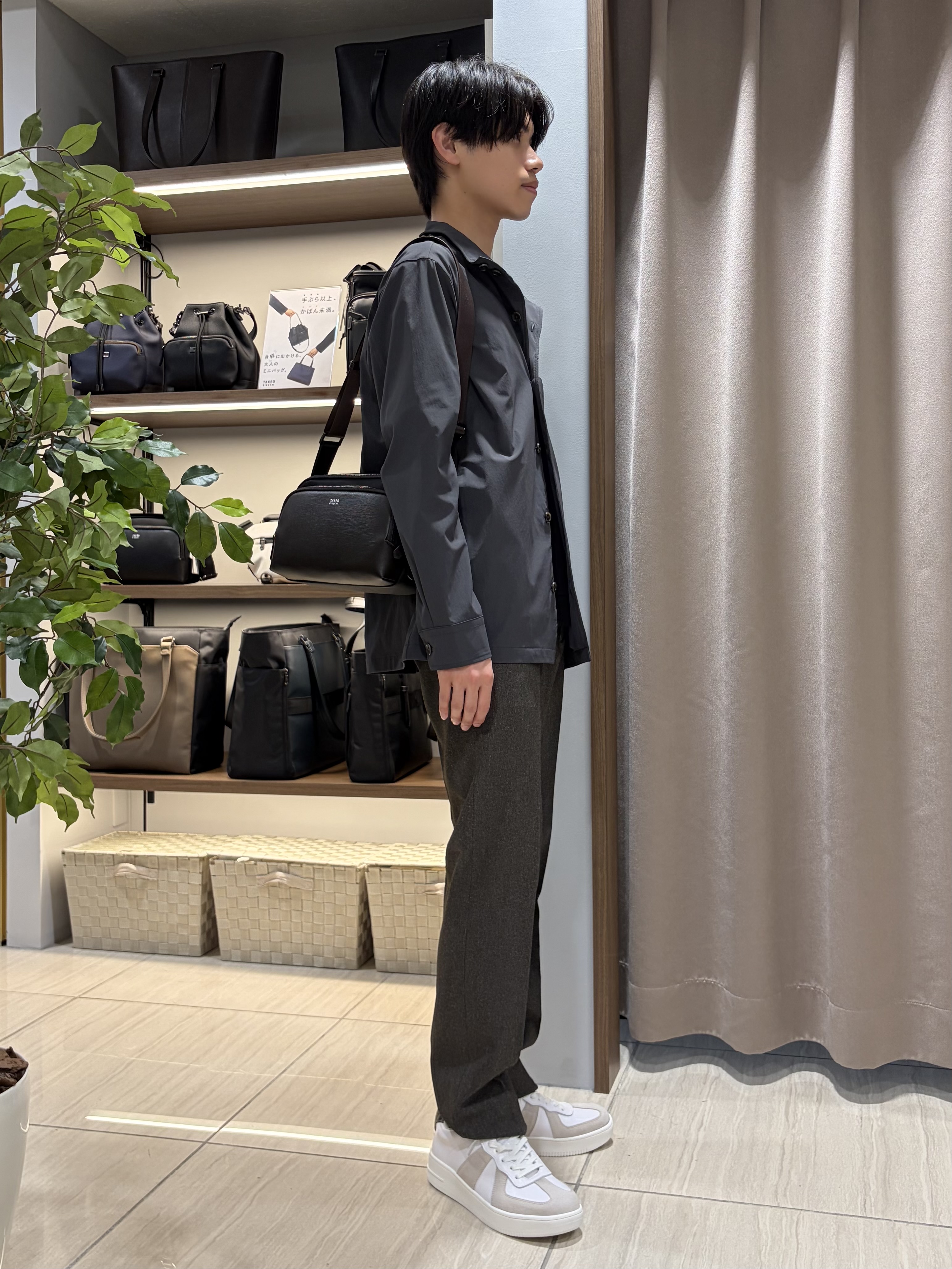 hiroさんの「TAKEO KIKUCHI｜3Dナイロンストレッチ　スタンドカラーブルゾン」を使ったコーディネート