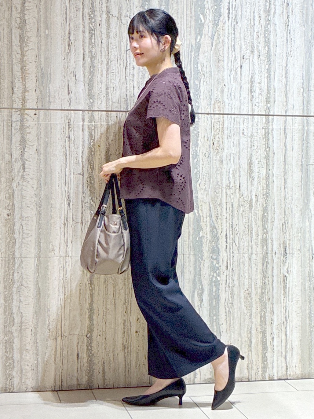  beni_gingerさんの「Reflect｜【通勤◎】カットワーク刺繍レース シャツブラウス」を使ったコーディネート