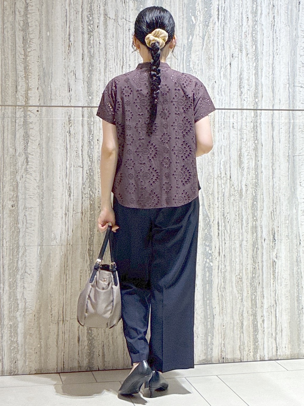  beni_gingerさんの「Reflect｜【通勤◎】カットワーク刺繍レース シャツブラウス」を使ったコーディネート