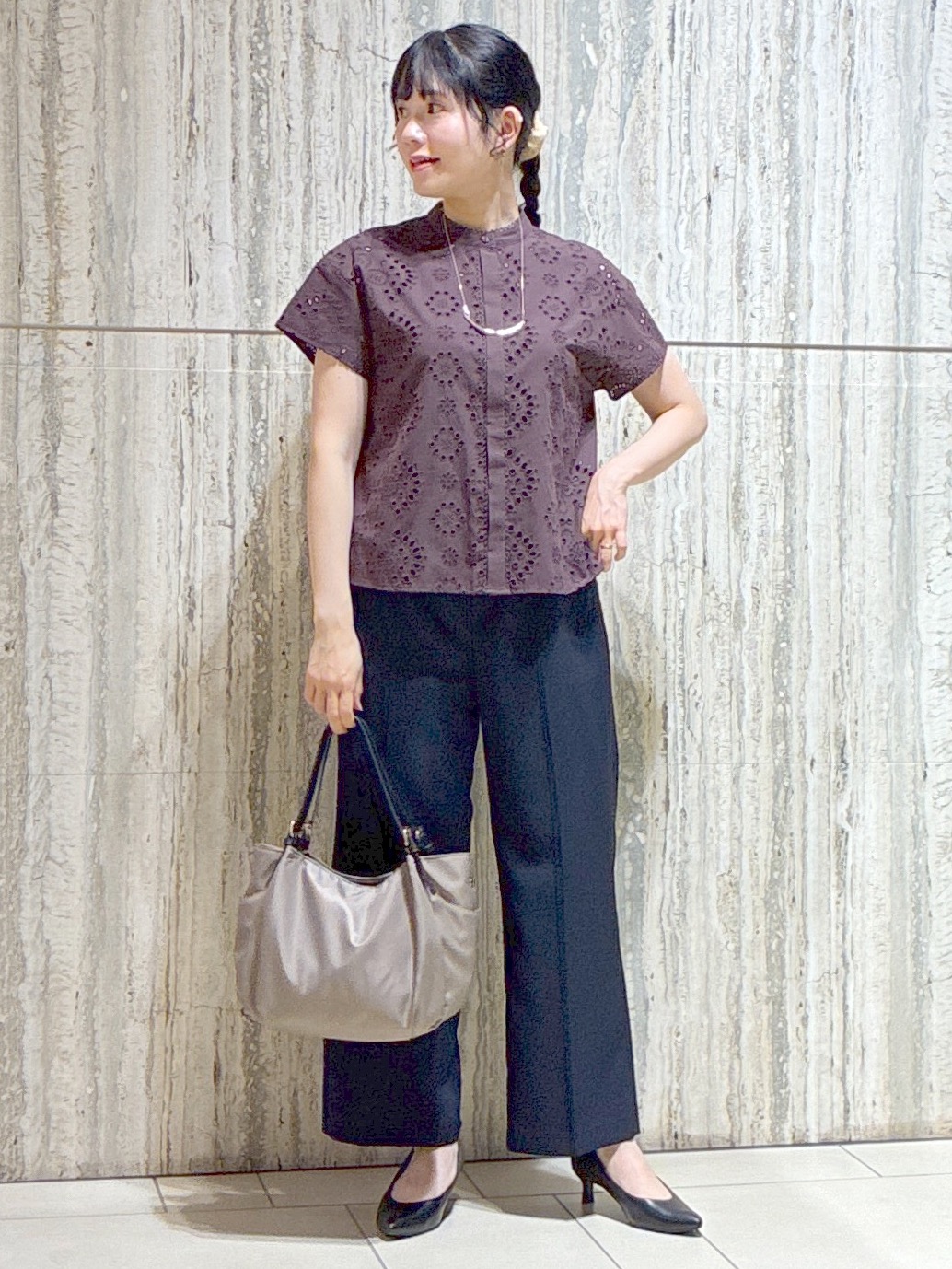  beni_gingerさんの「Reflect｜【通勤◎】カットワーク刺繍レース シャツブラウス」を使ったコーディネート