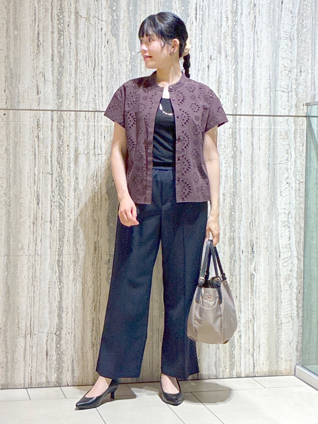  beni_gingerさんの「Reflect｜【通勤◎】カットワーク刺繍レース シャツブラウス」を使ったコーディネート