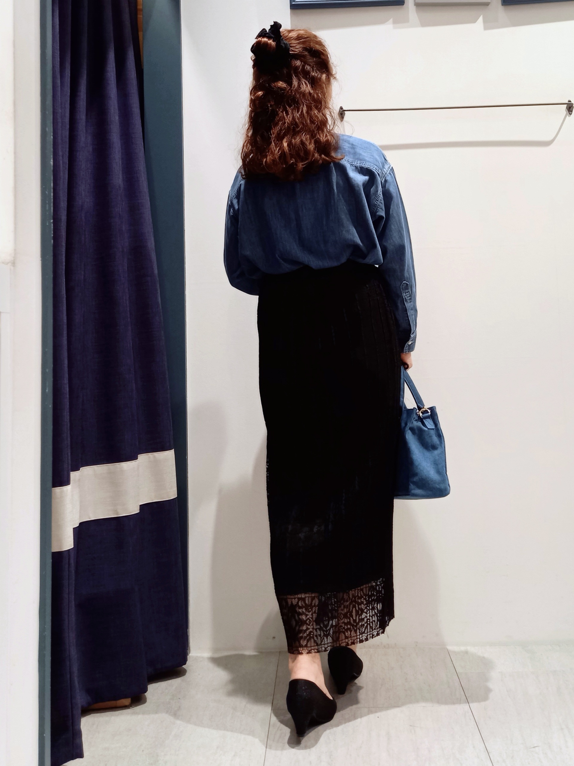 miiさんの「grove｜【Lee&times;grove別注】DENIM BOWTIE SHIRTS」を使ったコーディネート