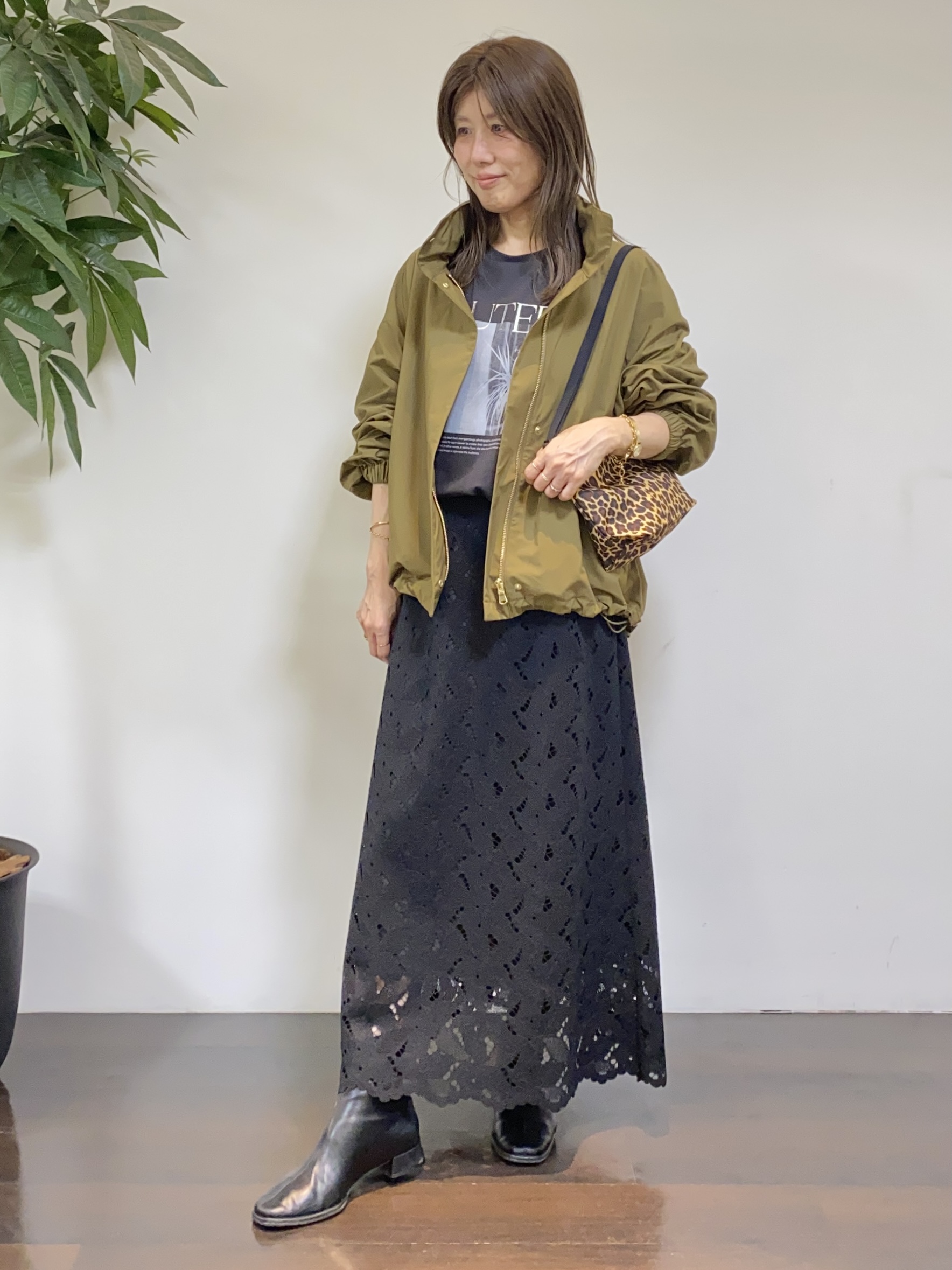 tomoさんの「UNTITLED｜【撥水/秋羽織り】タフタマウンテンパーカー」を使ったコーディネート