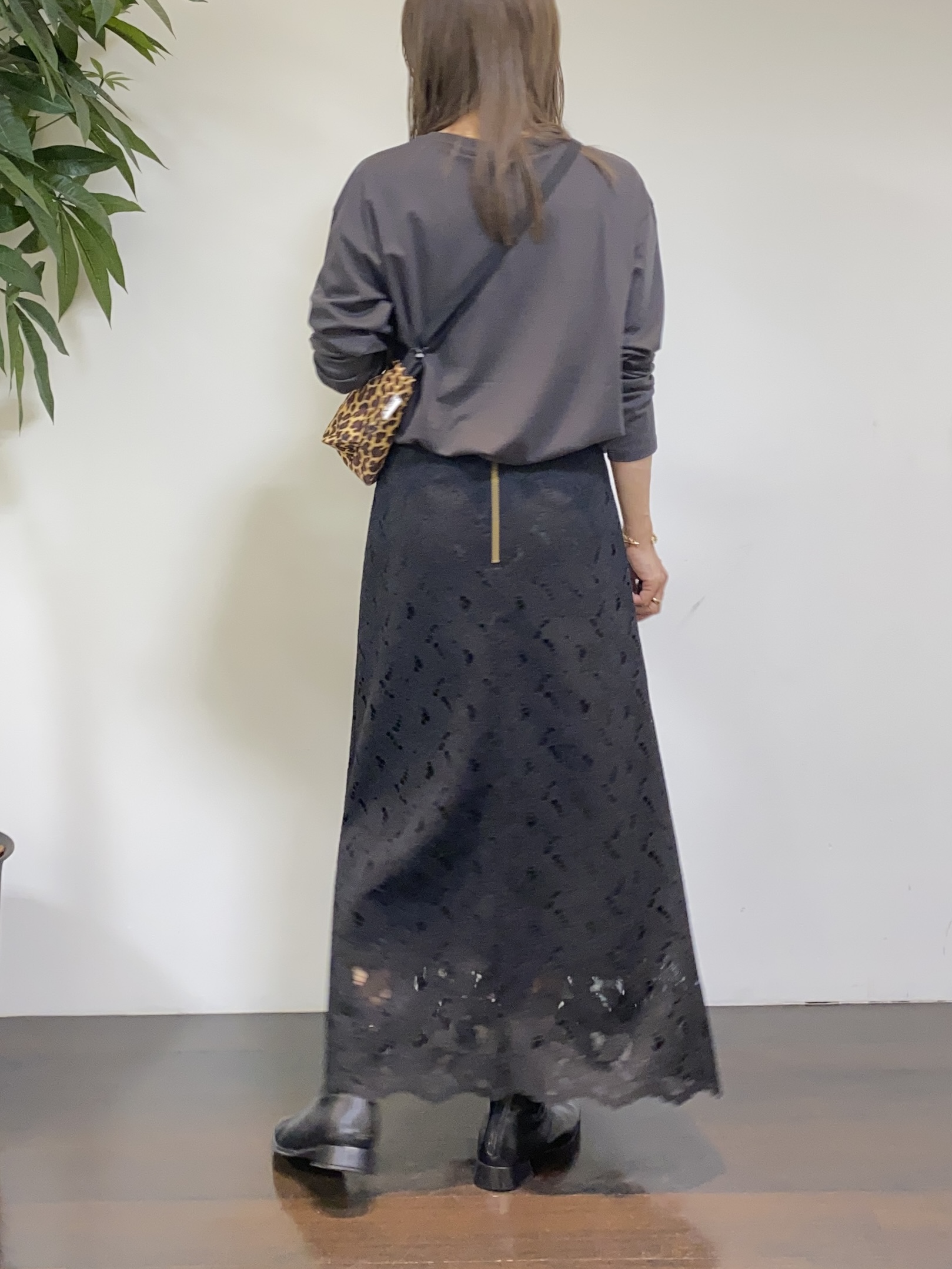 tomoさんの「UNTITLED｜【撥水/秋羽織り/2way】タフタマウンテンパーカー」を使ったコーディネート