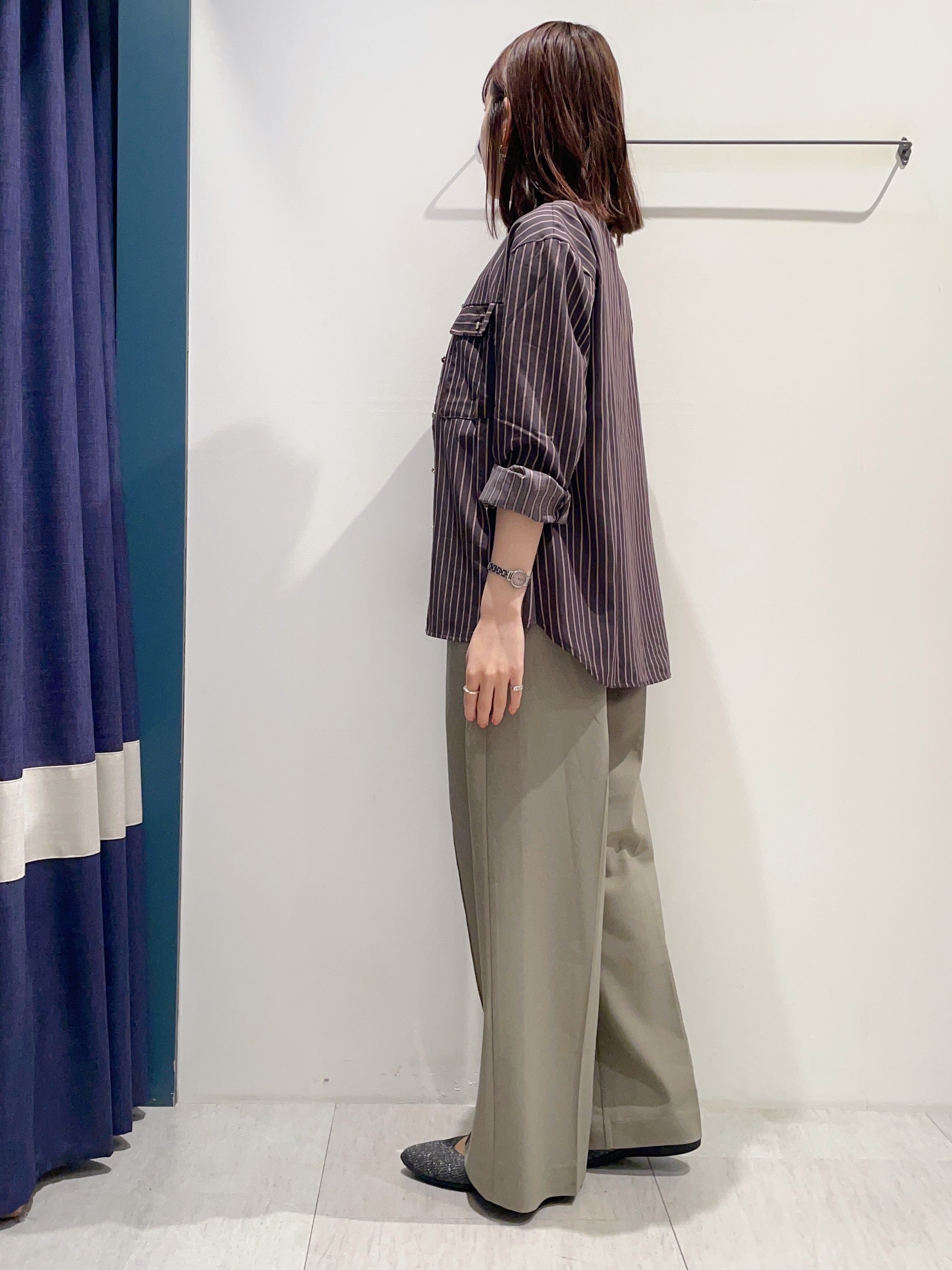 haruさんの「grove｜顔周りをすっきり見せる バンドカラースキッパーシャツ」を使ったコーディネート