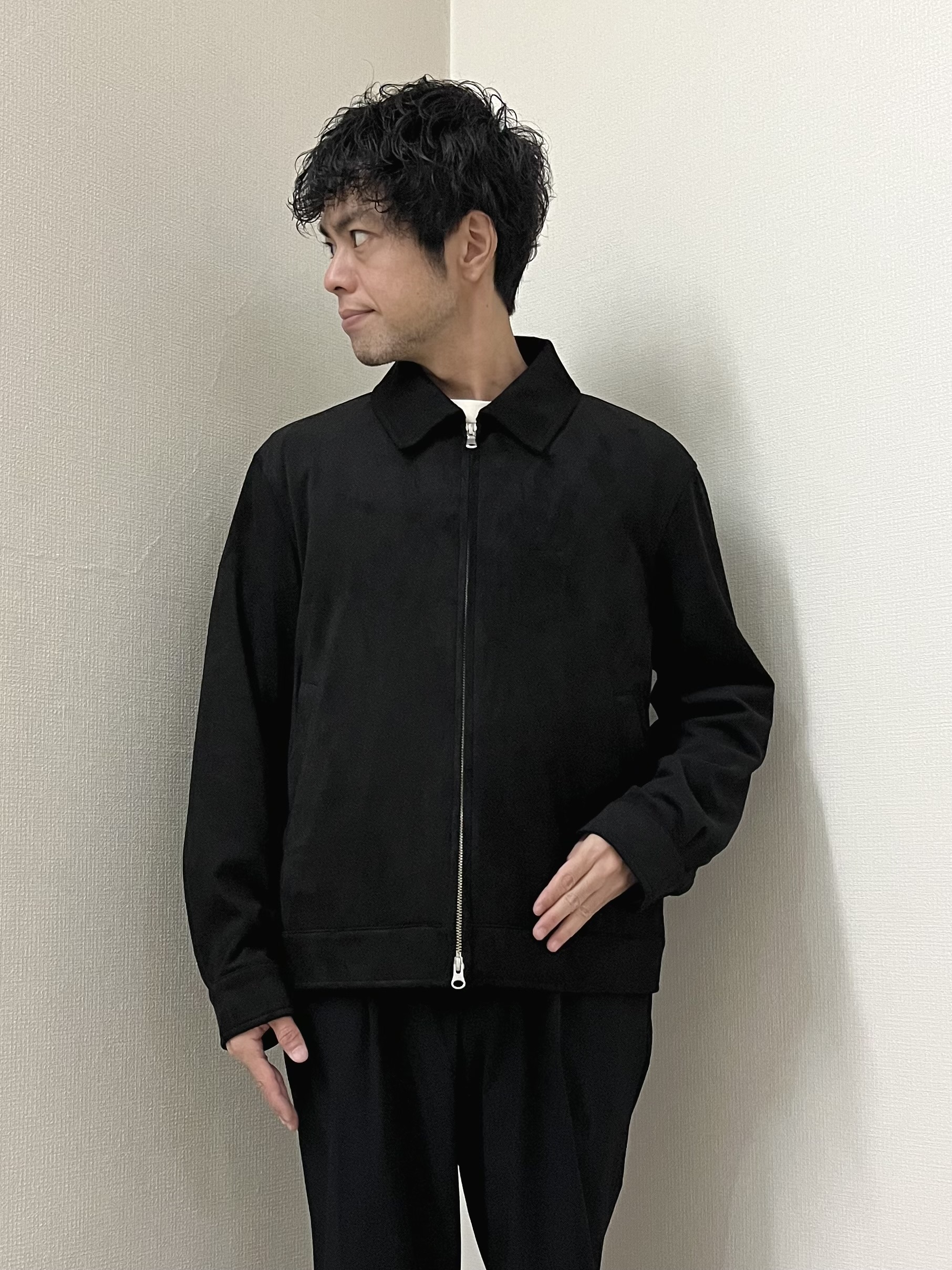 URAさんの「TAKEO KIKUCHI｜デニム＆スウェード調 ジップブルゾン」を使ったコーディネート