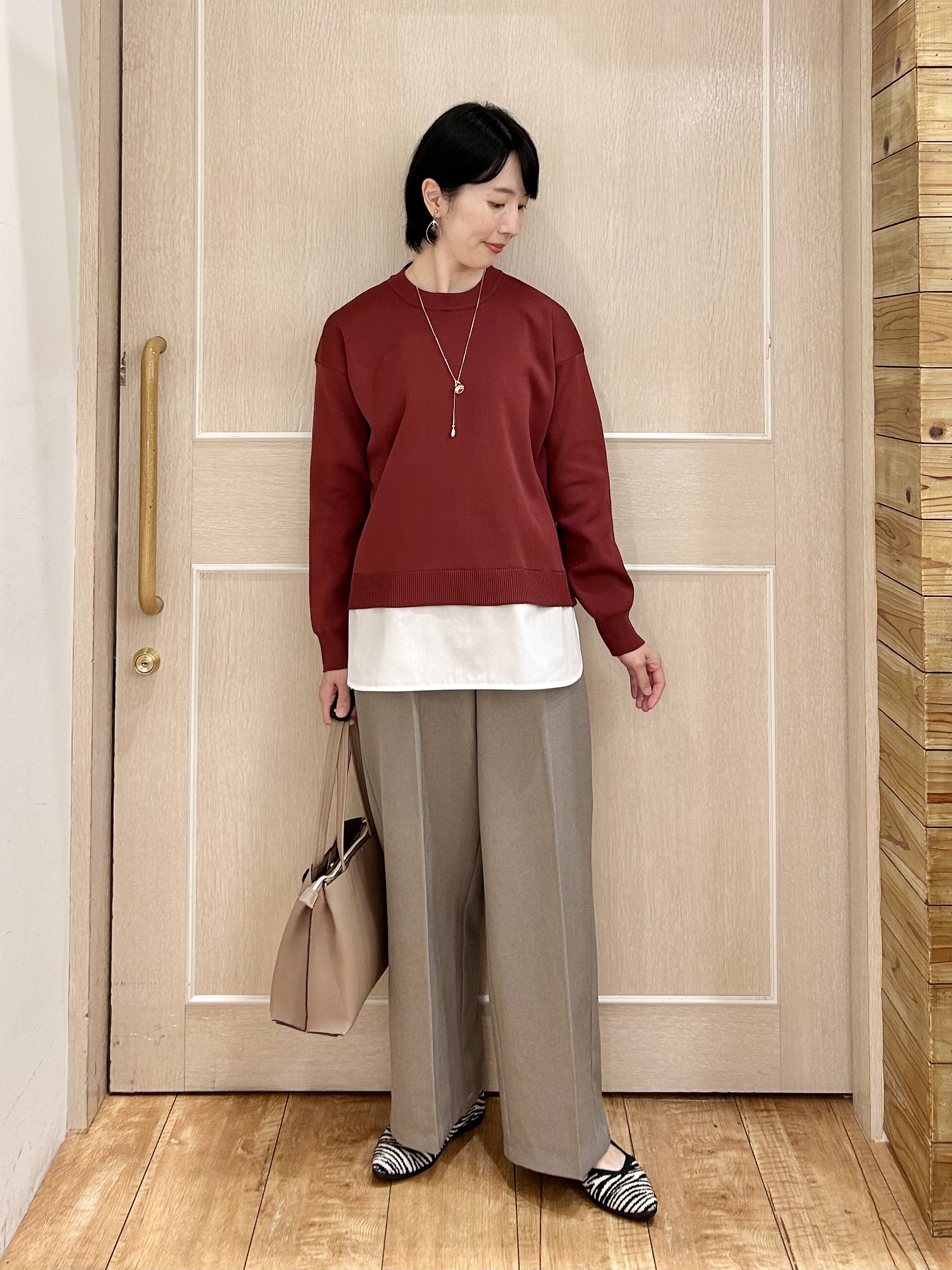 ちぐささんの「SHOO･LA･RUE｜【S-LL】着るだけできまる シャツレイヤード風 スポンディッシュニット」を使ったコーディネート