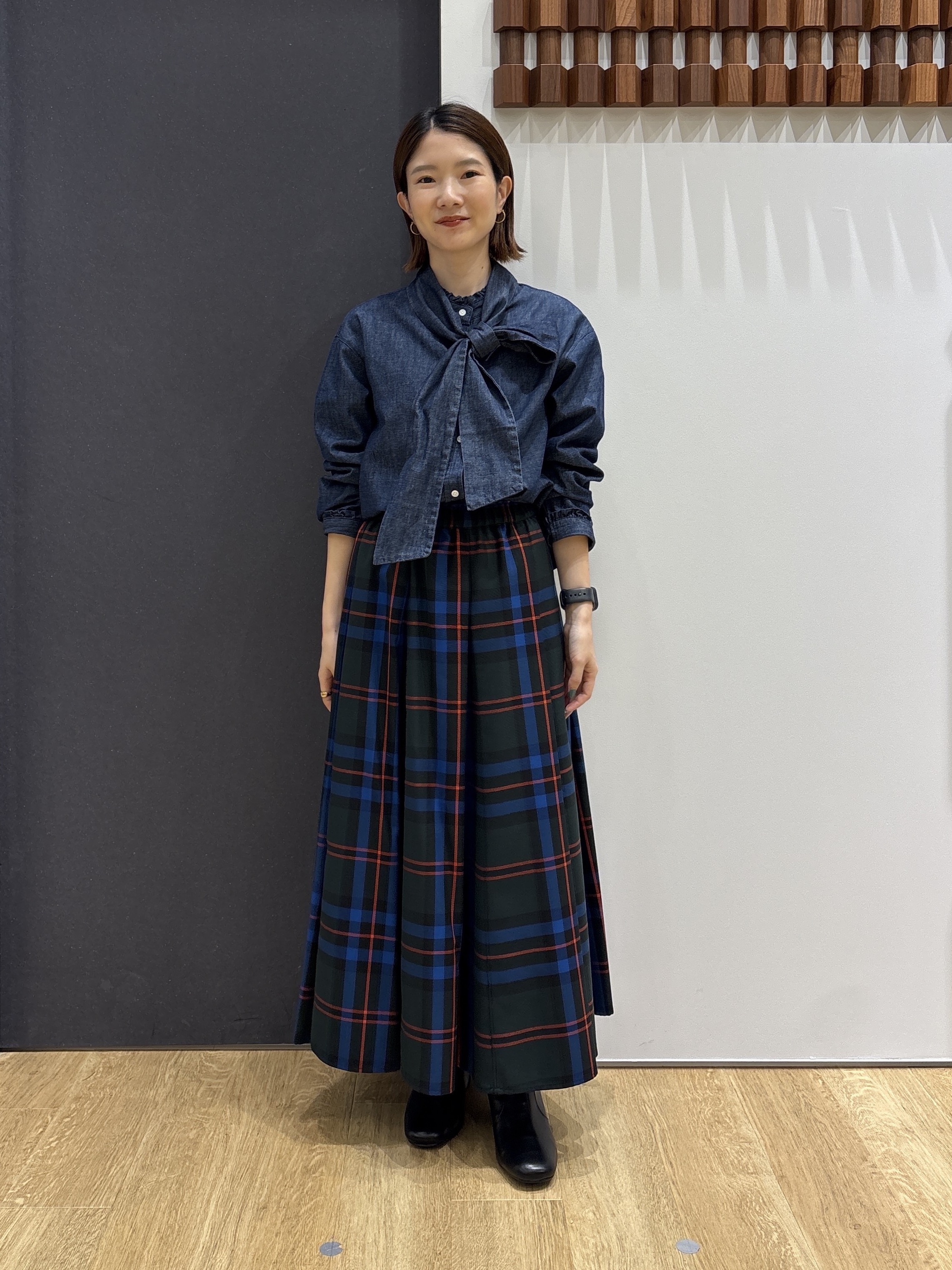 risaさんの「Dessin｜【ボウタイ取り外し可】2WAYデニムフリルシャツ」を使ったコーディネート