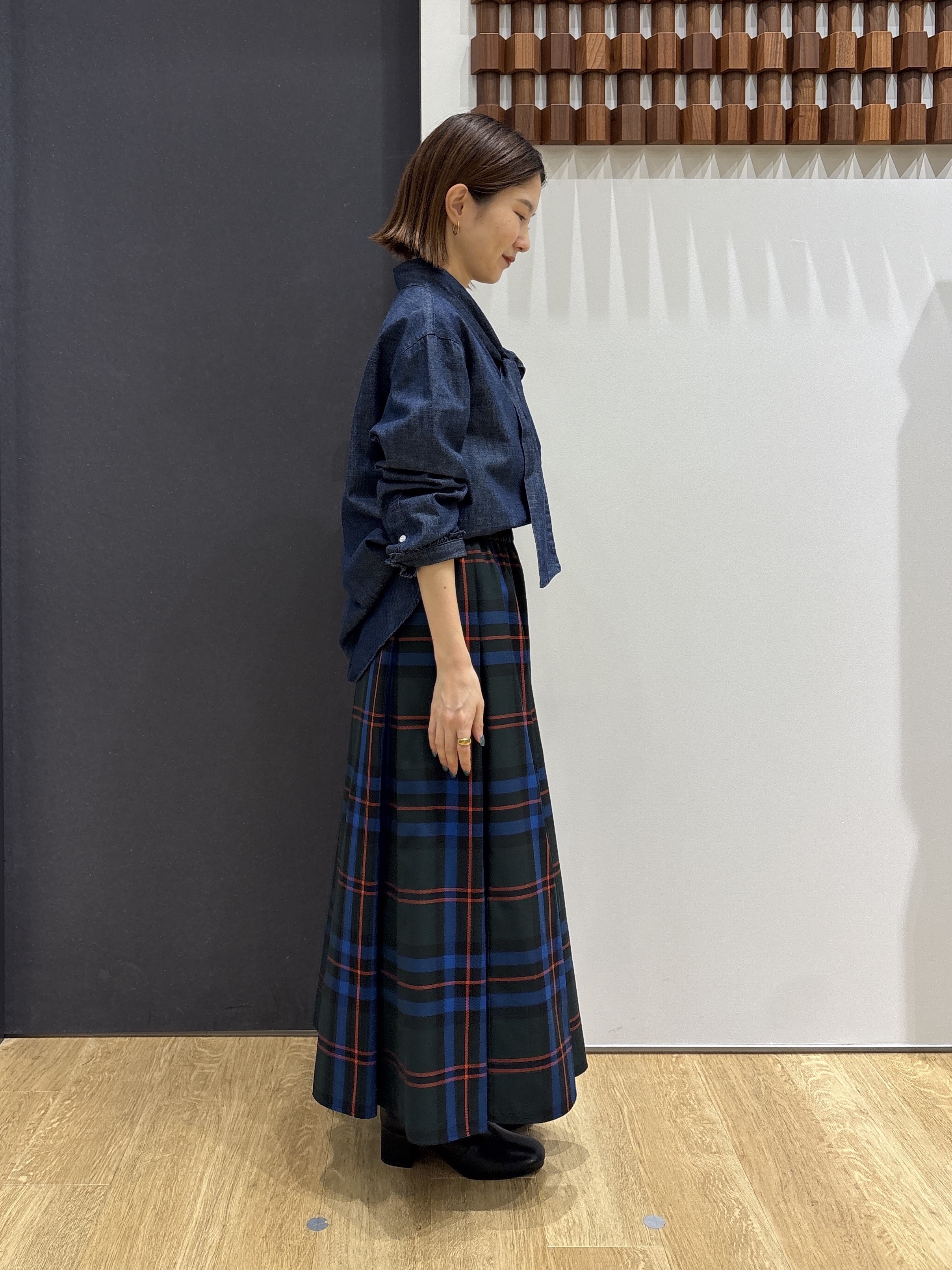 risaさんの「Dessin｜【ボウタイ取り外し可】2WAYデニムフリルシャツ」を使ったコーディネート