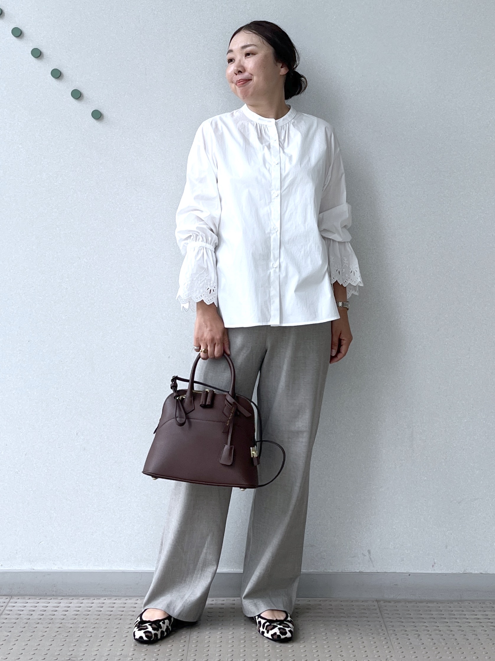 Soeさんの「DRESSTERIOR｜エンブロイダリーカフスシャツ」を使ったコーディネート
