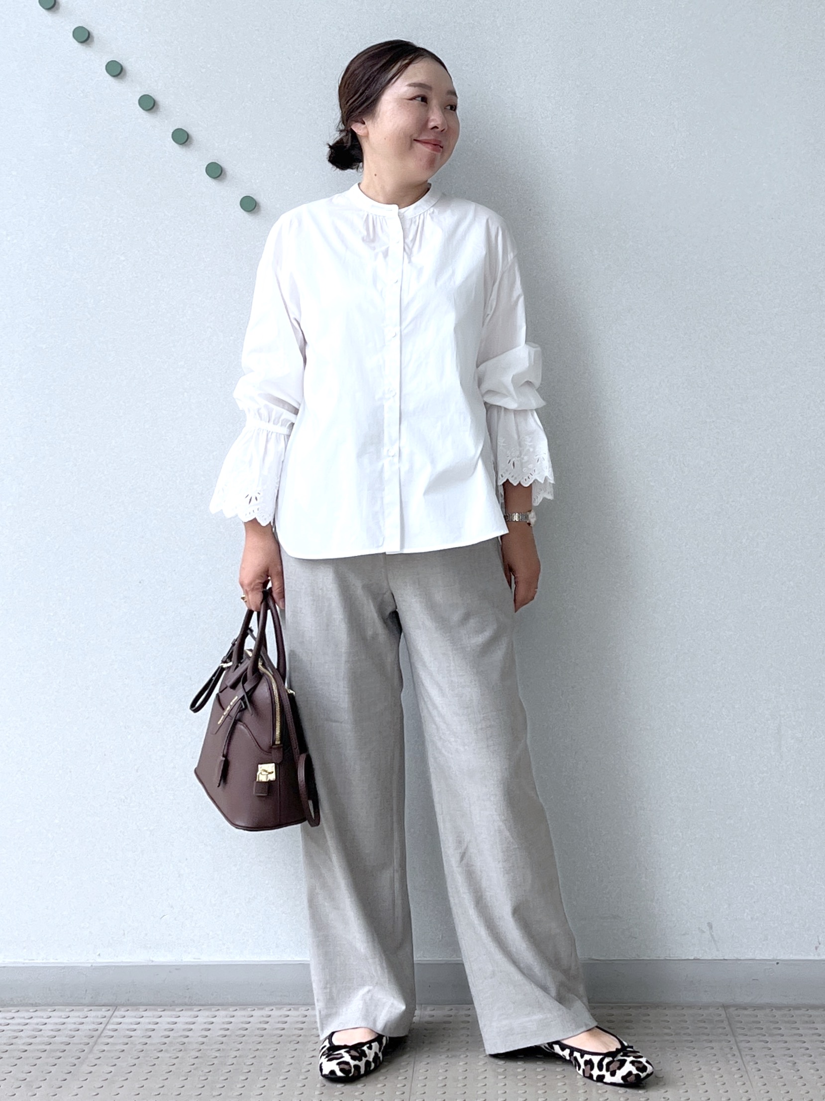 Soeさんの「DRESSTERIOR｜エンブロイダリーカフスシャツ」を使ったコーディネート