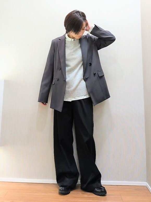 ミズタさんの「UNTITLED｜【新色追加/セットアップ可】エアリー ダブルブレストジャケット」を使ったコーディネート