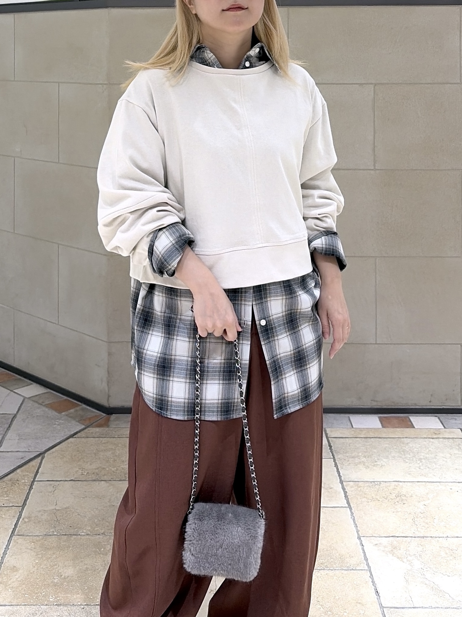 よねさんの「INDIVI｜ロングスリーブフォルムカットソー【洗える】」を使ったコーディネート