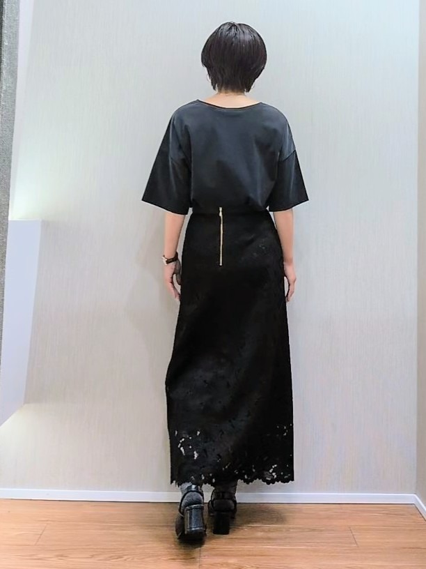 ミズタさんの「UNTITLED｜【きれいめTシャツ/セットアップ可】ヴィンテージライクプルオーバー」を使ったコーディネート